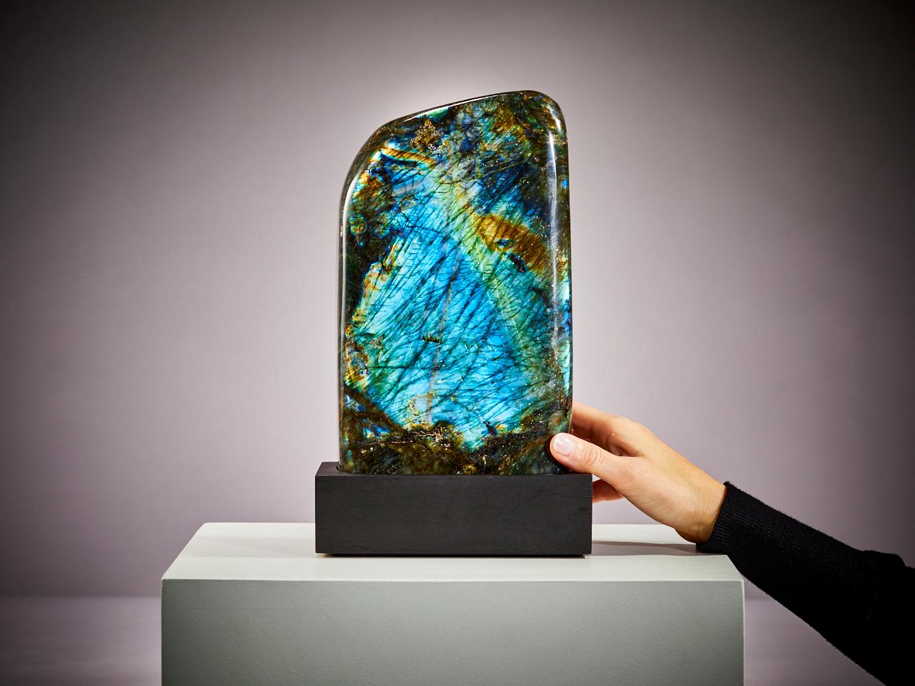Malgache Paysage lumineux en labradorite en vente