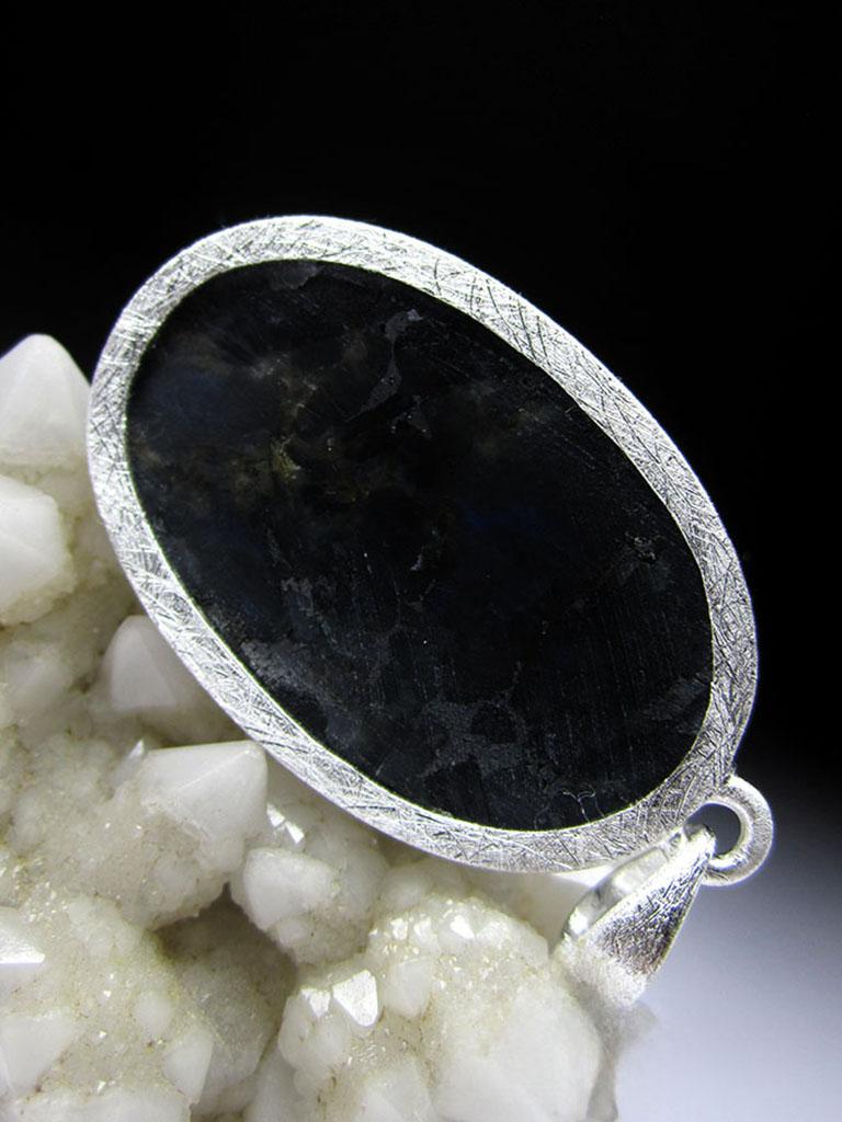 Labradorite Moonstone Silver Pendant Polychrome Blue Green Earth Globe gift wife For Sale 4
