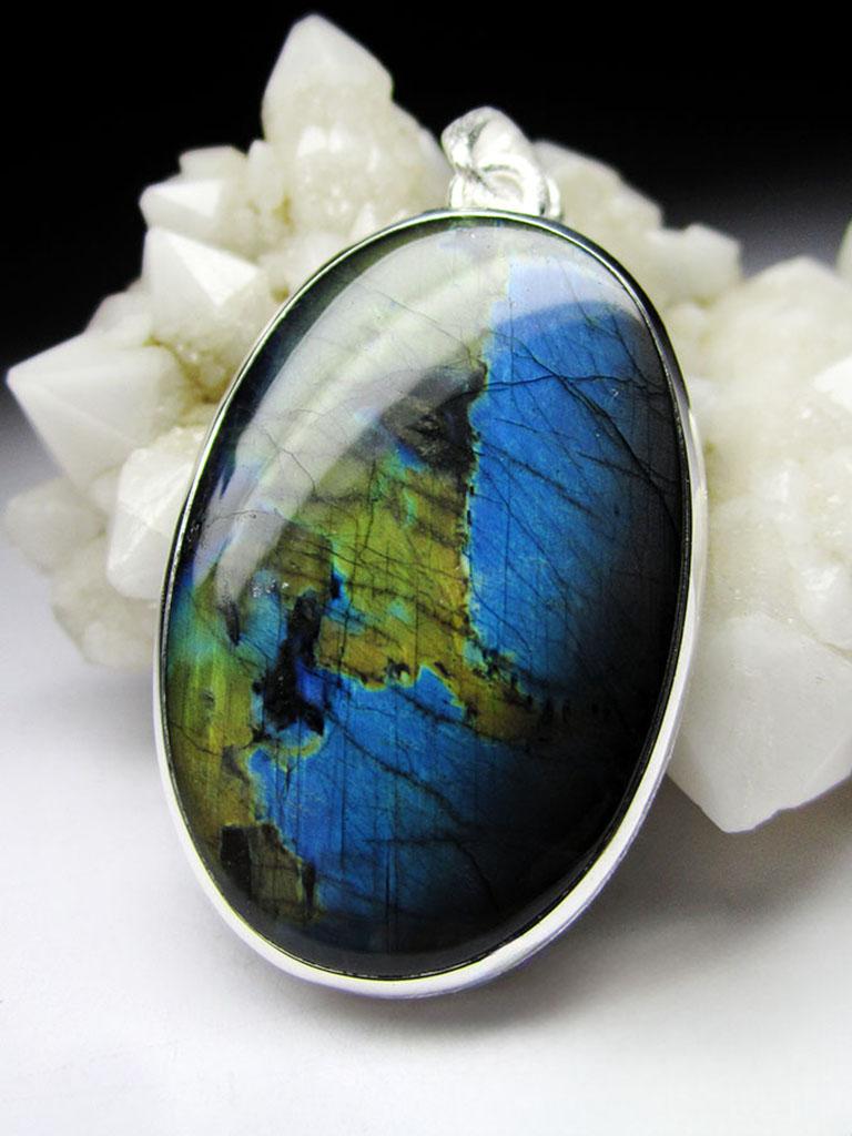 Labradorite Moonstone Silver Pendant Polychrome Blue Green Earth Globe gift wife For Sale 2