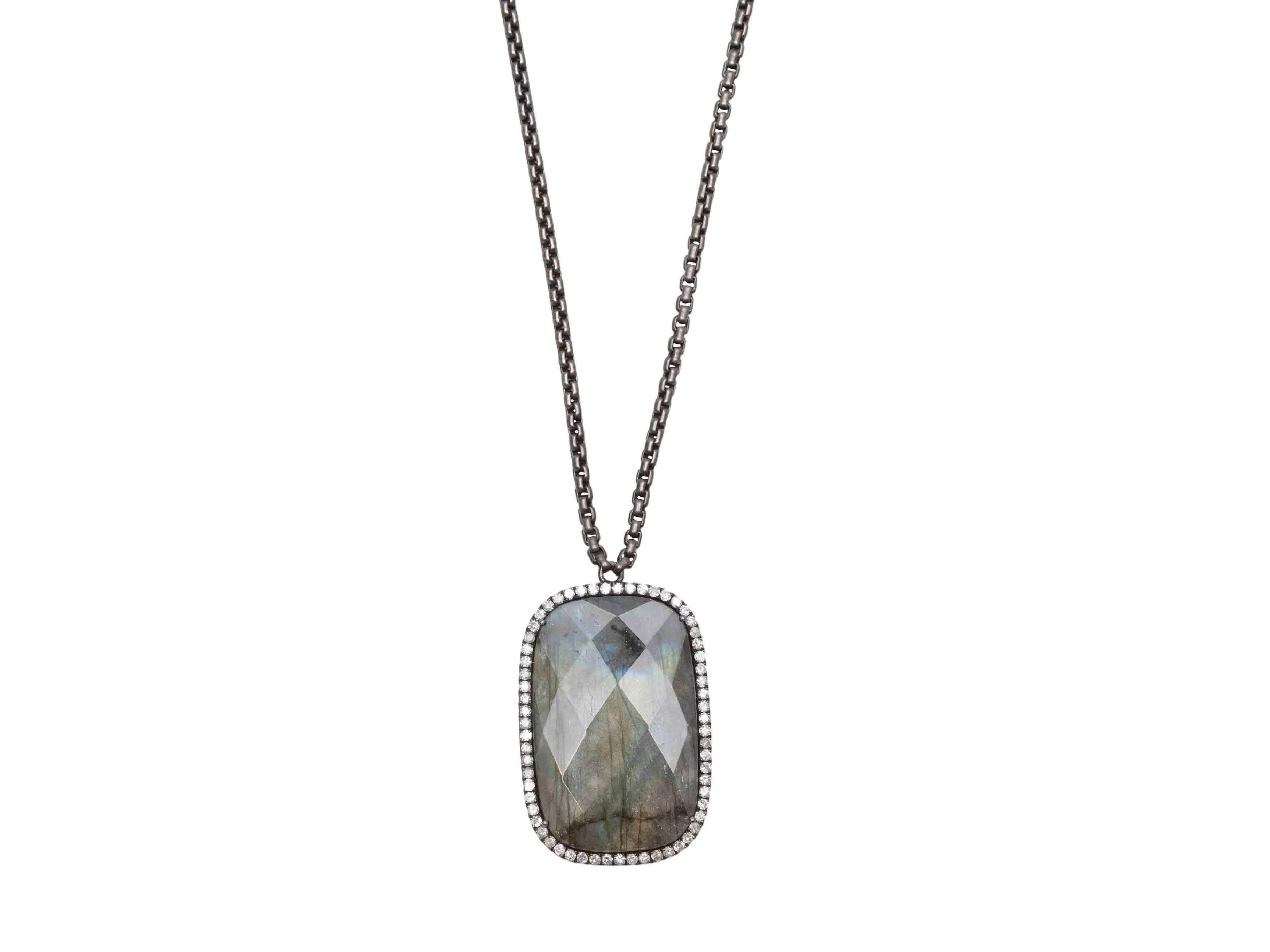 Labradorite & Pave Diamond DR Design Pendant Necklace Primer corte en venta