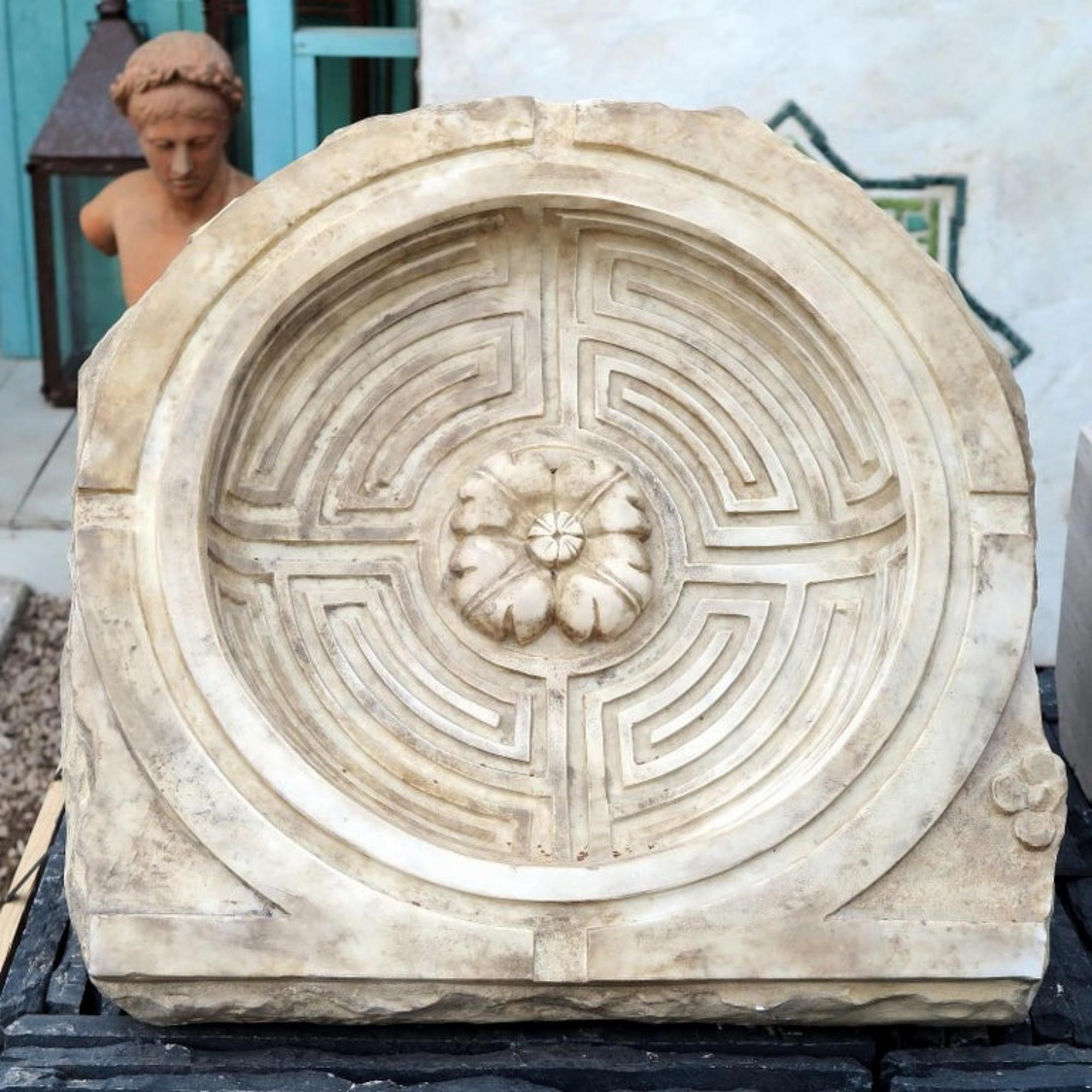 LABYRINTH
DI SIDE (ANATOLIA) WHITE CARRARA MARBLE late 19th Century
Italy
Made of white Carrara marble.
WIDTH 70 cm
LENGTH 70 cm
THICKNESS 10 cm
WEIGHT 147 Kg
DIAMETER OF THE LABITINTO 57 cm
good original condition