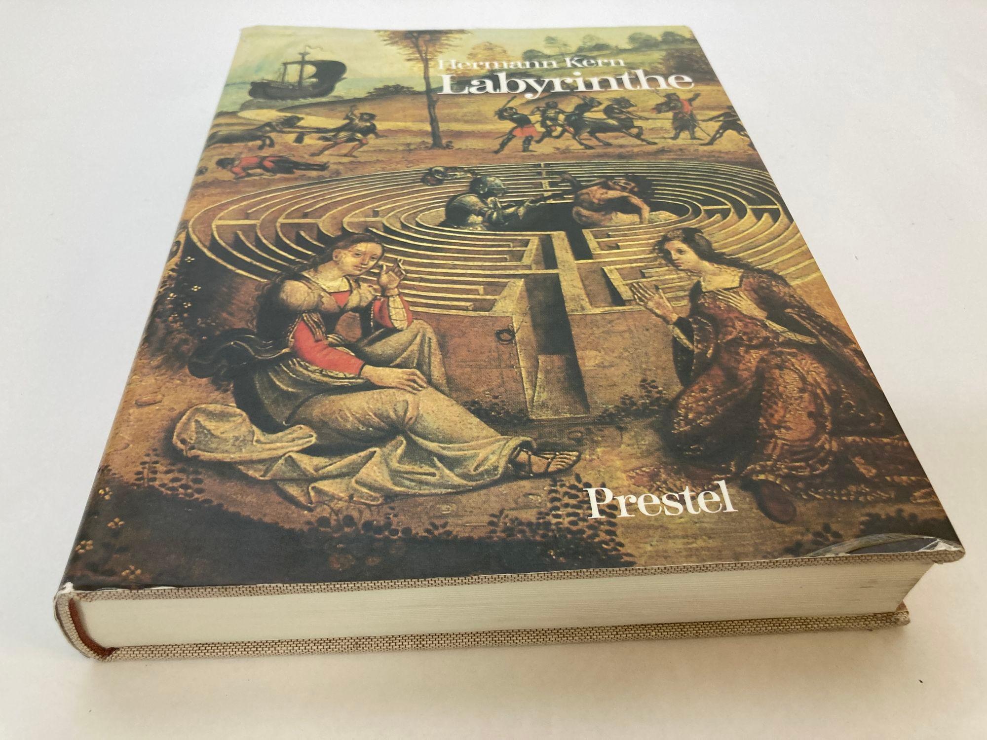 Baroque Livre Labyrinthe d'Herman Kern, 1ère édition à couverture rigide de la langue allemande, 1983 en vente