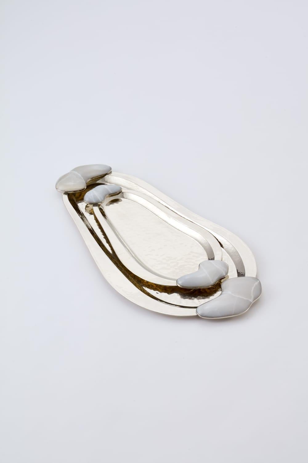 Lacar Medium Silver Alpaca & Cream Onyx Stone Tray In New Condition For Sale In Buenos Aires, AR