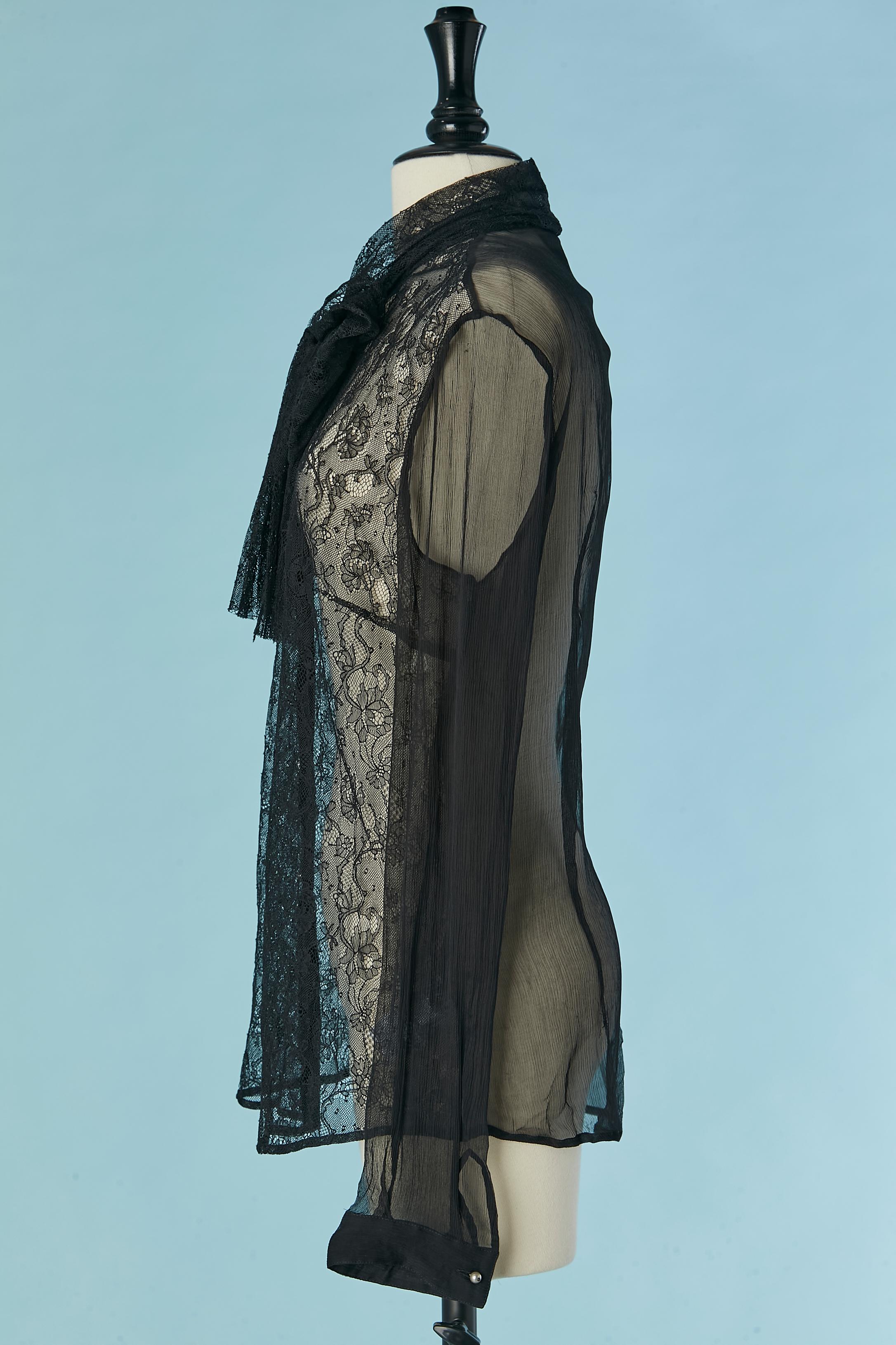 Lace and silk chiffon black shirt with pearl button D&G by Dolce Gabbana In Excellent Condition For Sale In Saint-Ouen-Sur-Seine, FR