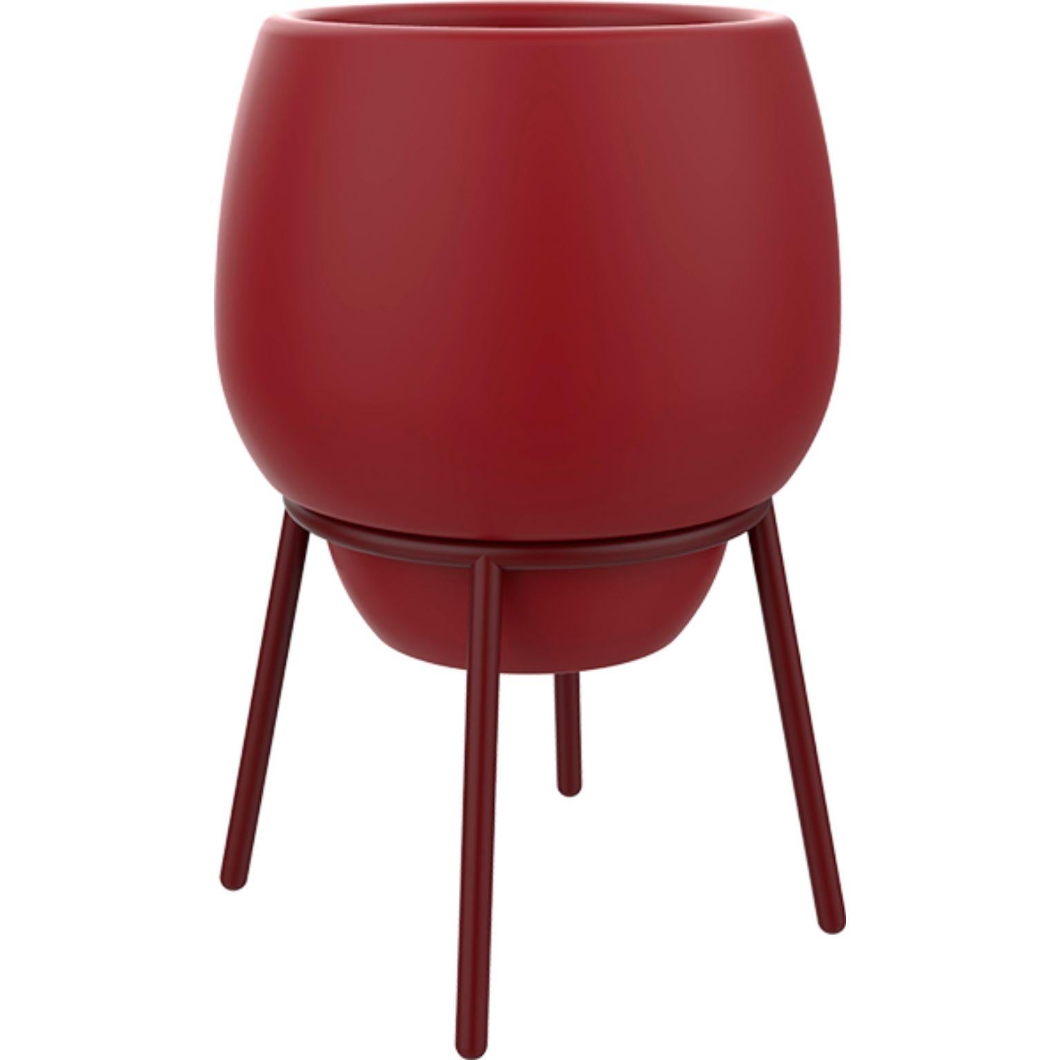 Lace Burgundy 50 low pot by Mowee
Dimensions: Ø 55 x H 76 cm.
Material: Polyethylene and stainless steel.
Weight: 6 kg.
Also available in different colors and finishes (Lacquered or retroilluminated).

Lace is a collection of furniture made by