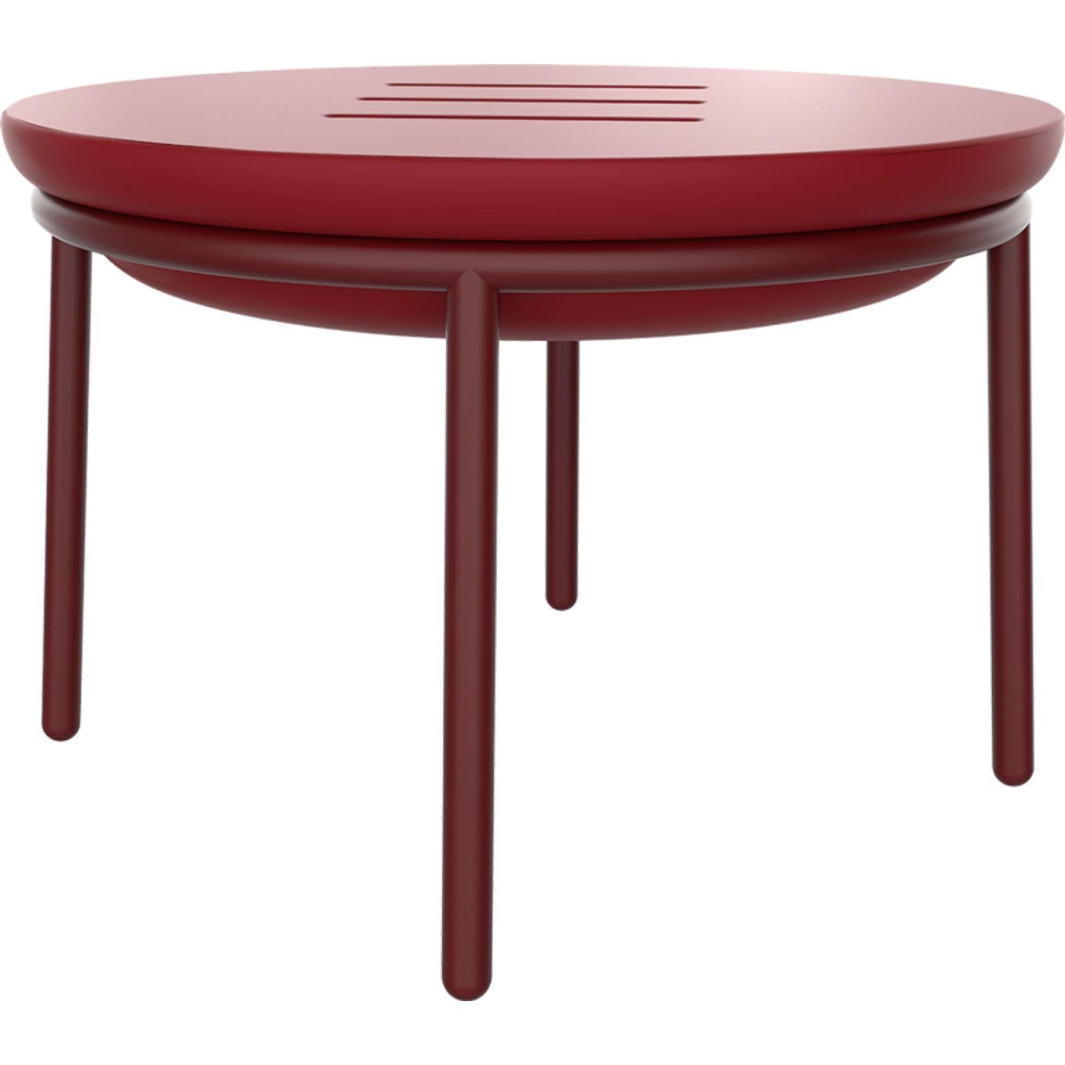 Lace burgundy 60 low table by MOWEE
Dimensions: Ø60 x H41 cm
Material: polyethylene and stainless steel.
Weight: 6.2 kg.
Also available in different colors and finishes (lacquered).

Lace is a collection of furniture made by rotomoulding. Its