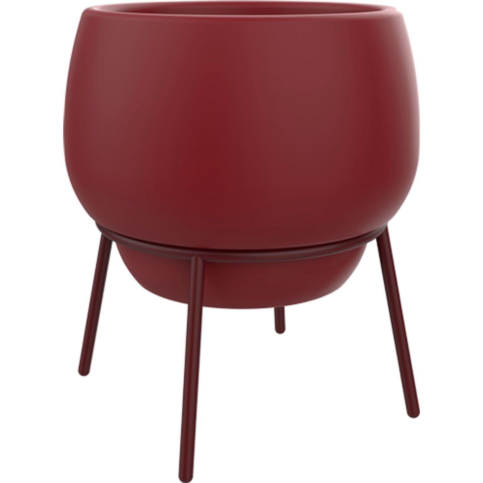 Lace Burgundy 65 pot by Mowee
Dimensions: Ø71 x H76 cm
Material: Polyethylene and stainless steel.
Weight: 9 kg.
Also available in different colors and finishes (Lacquered or retroilluminated).

Lace is a collection of furniture made by