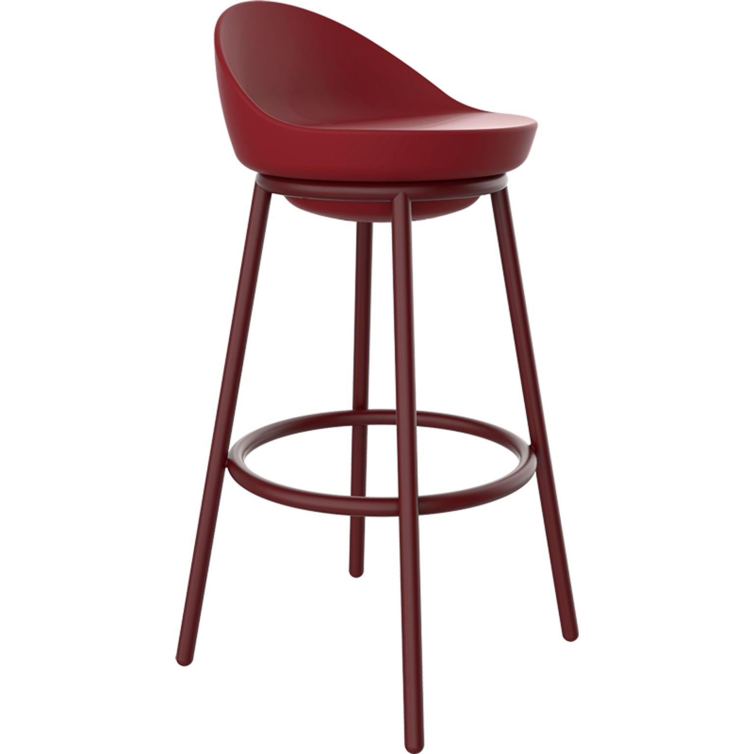 Lace burgundy stool by Mowee.
Dimensions: D43 x H91 cm.
Material: Polyethylene, stainless steel.
Weight: 6.7 kg
Also Available in different colours and finishes. 

Lace is a collection of furniture made by rotomoulding. Its shape resembles a
