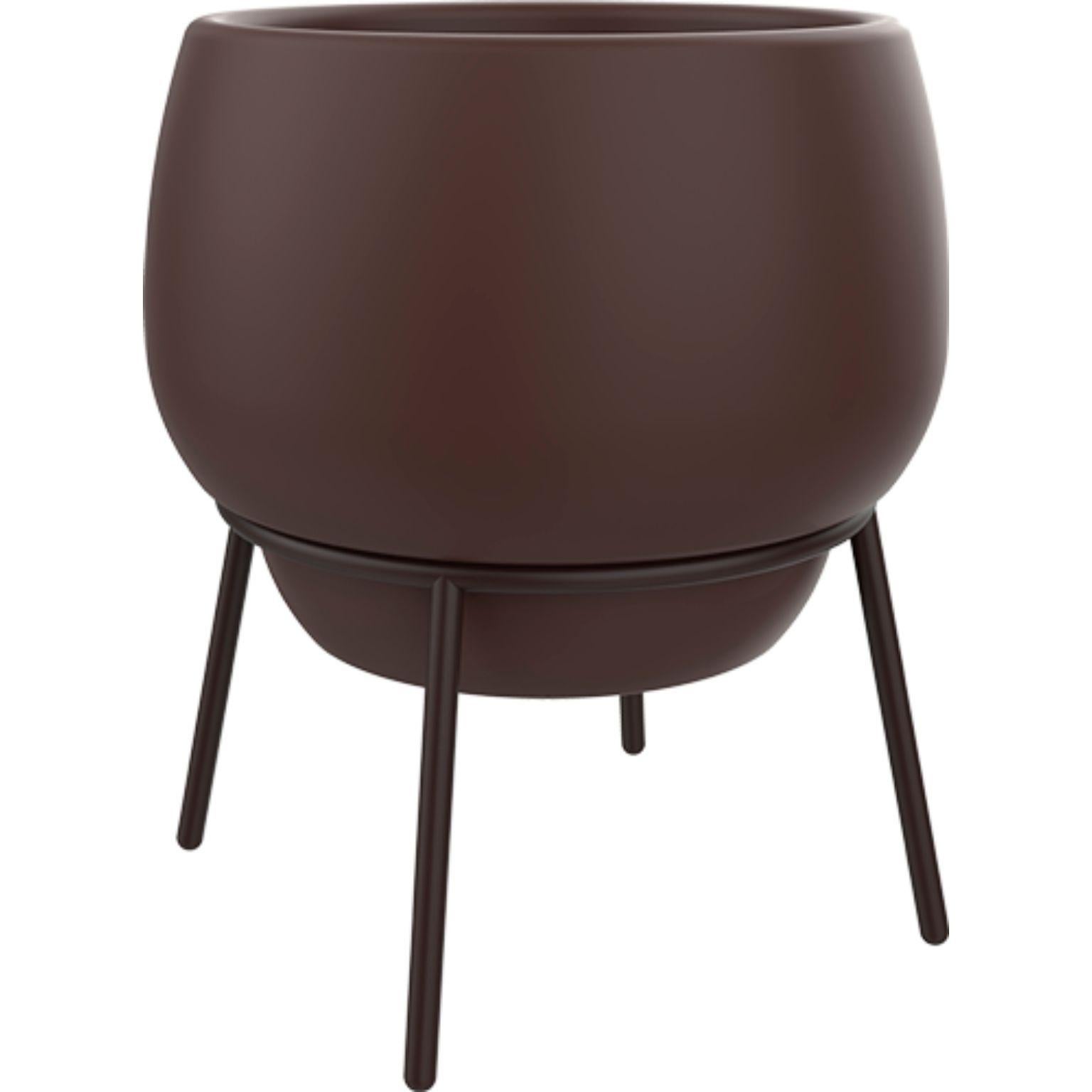 Lace Chocolate 65 pot by MOWEE
Dimensions: Ø71 x H76 cm
Material: Polyethylene and stainless steel.
Weight: 9 kg.
Also available in different colors and finishes (Lacquered or retroilluminated).

Lace is a collection of furniture made by