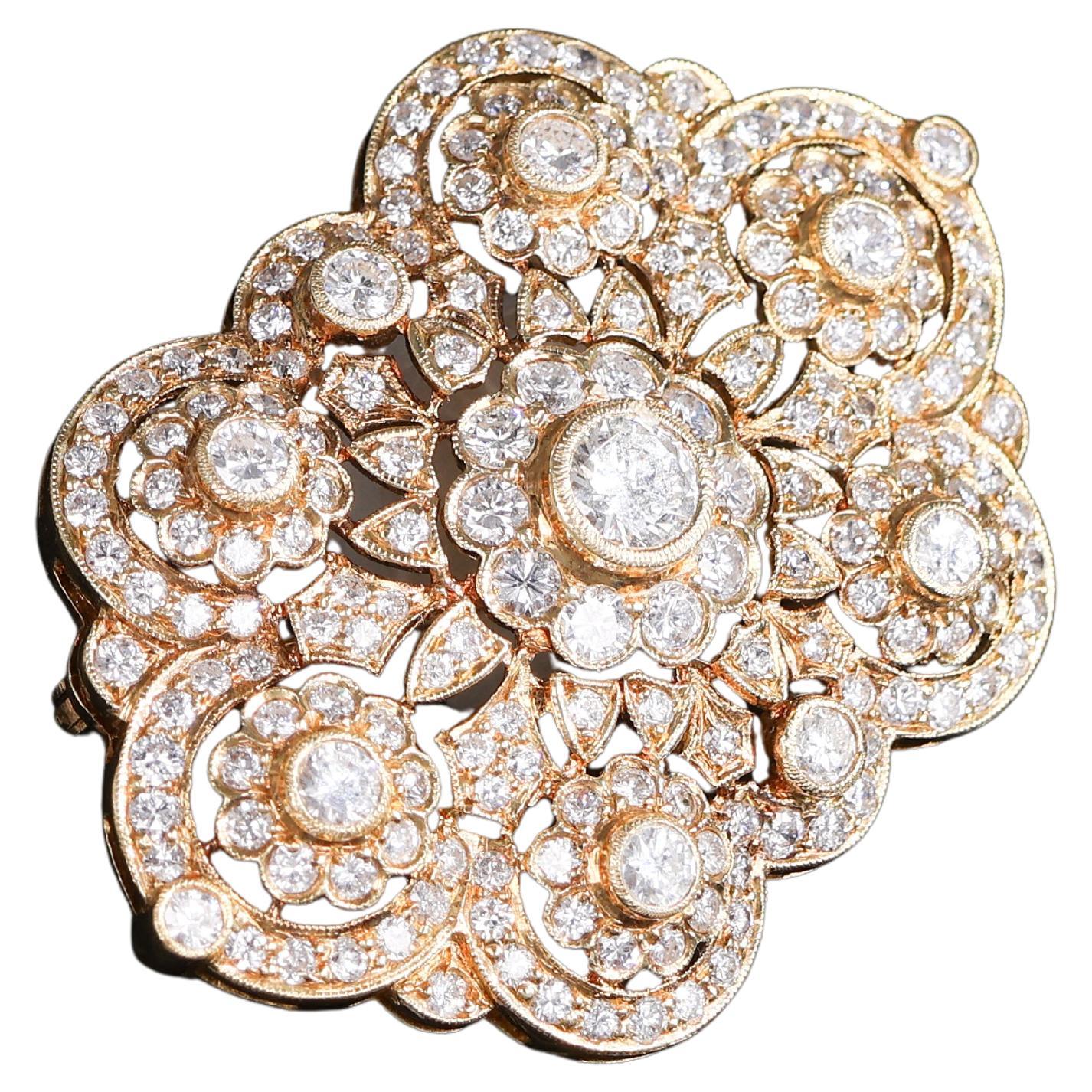 Lace Collection 18kt Yellow Gold Brooch with Brilliant-Cut Diamonds