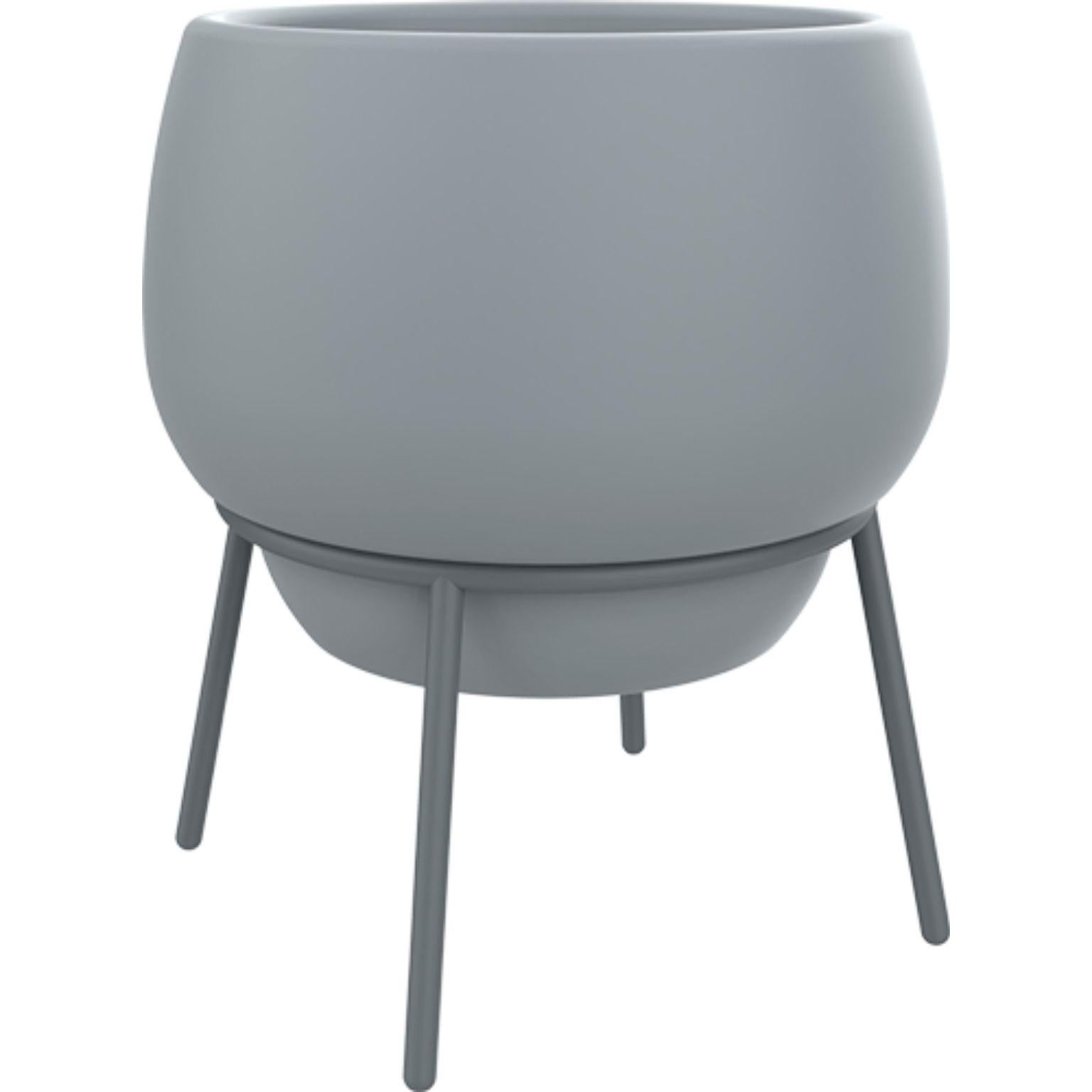 Lace grey 65 pot by Mowee.
Dimensions: Ø71 x H76 cm
Material: Polyethylene and stainless steel.
Weight: 9 kg.
Also available in different colors and finishes (Lacquered or retroilluminated). 

Lace is a collection of furniture made by