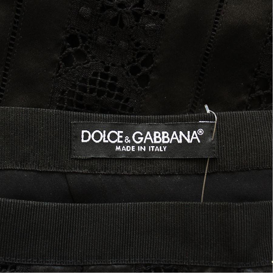 Dolce & Gabbana Lace skirt size 40 In Excellent Condition For Sale In Gazzaniga (BG), IT