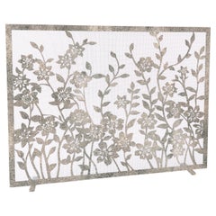Pare-feu floral Lacey en argent vieilli