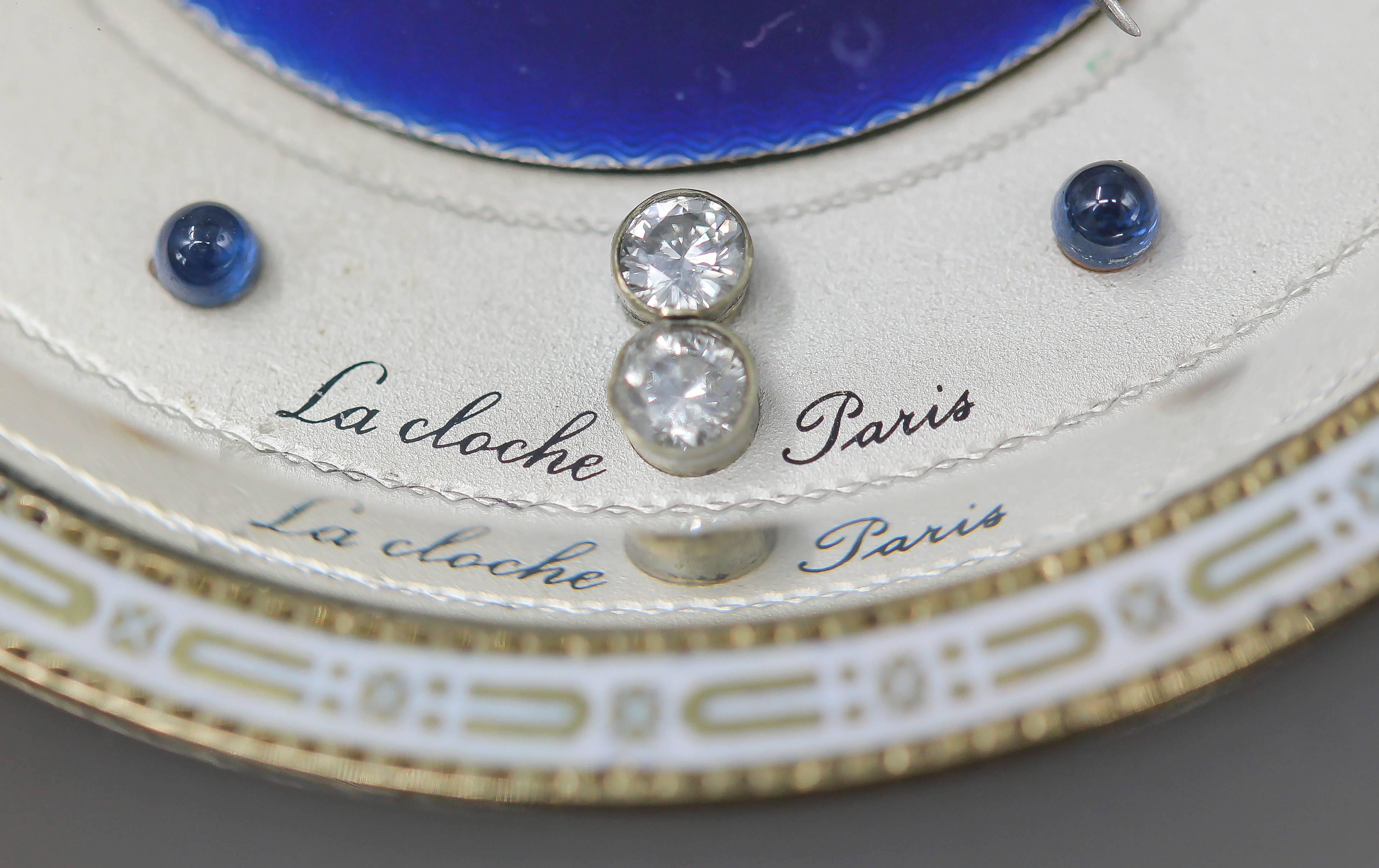 Lacloche Art Deco Diamant Saphir Achat Koralle Silber und Emaille Schreibtischuhr für Damen oder Herren