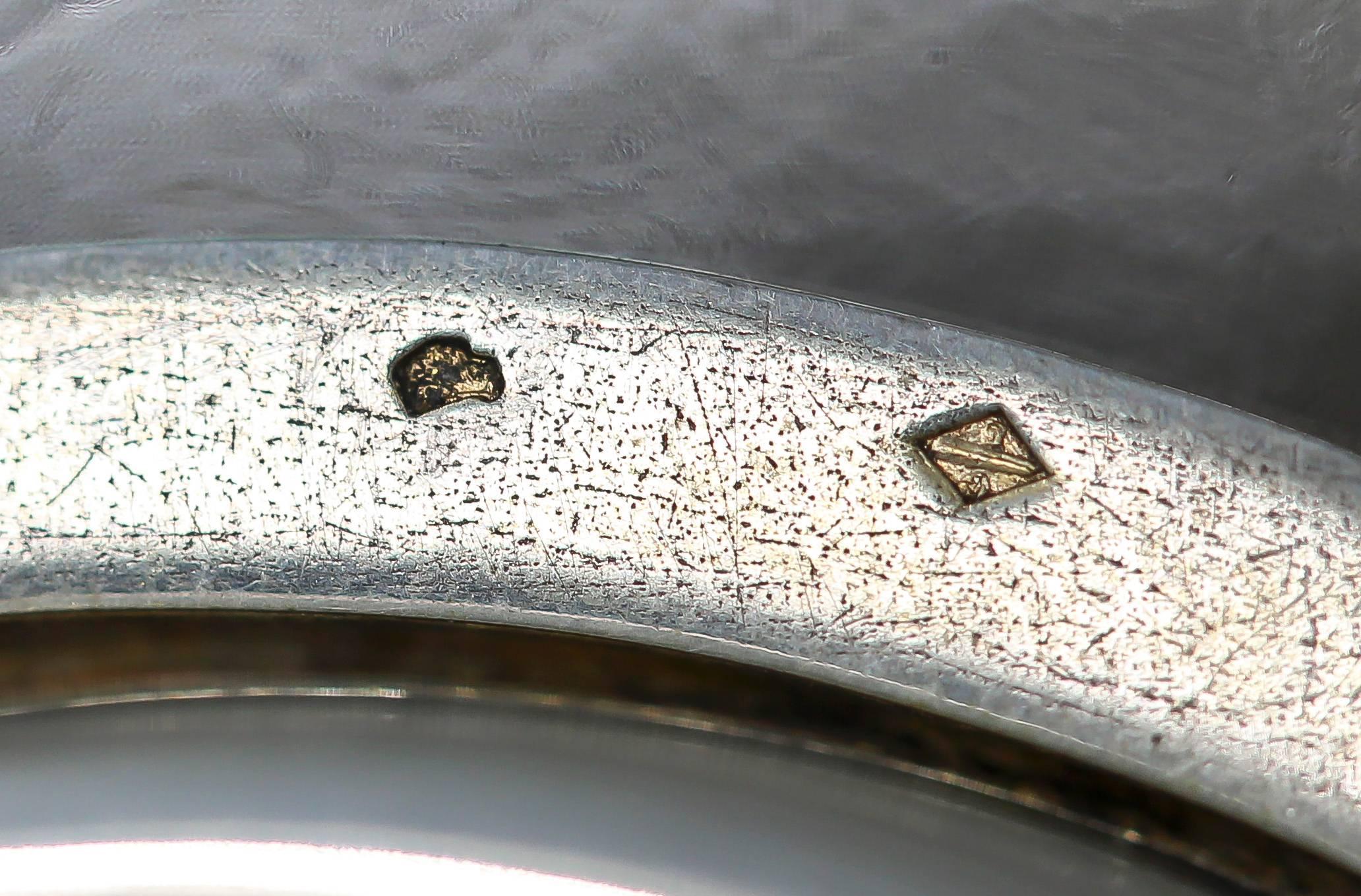 Lacloche Art Deco Diamant Saphir Achat Koralle Silber und Emaille Schreibtischuhr 1