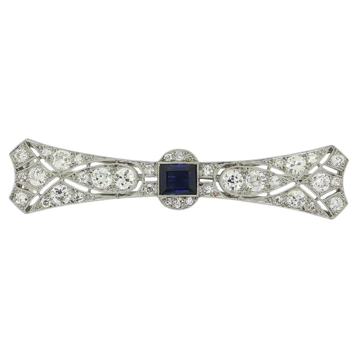 Lacloche Frères Art Deco Saphir und Diamant Brosche