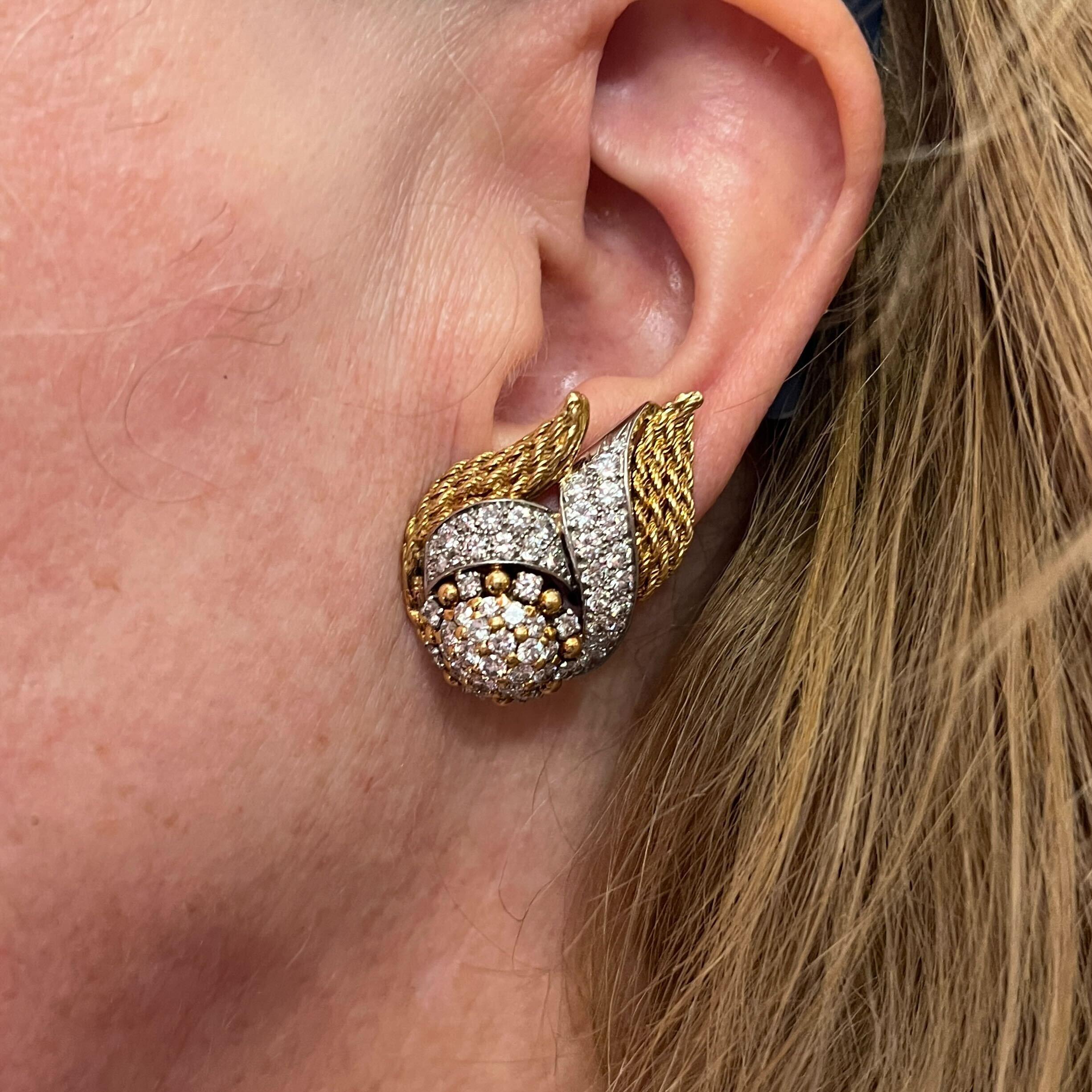 LACLOCHE Yellow Gold, Platinum and Diamond Earrings In Excellent Condition In New York, NY
