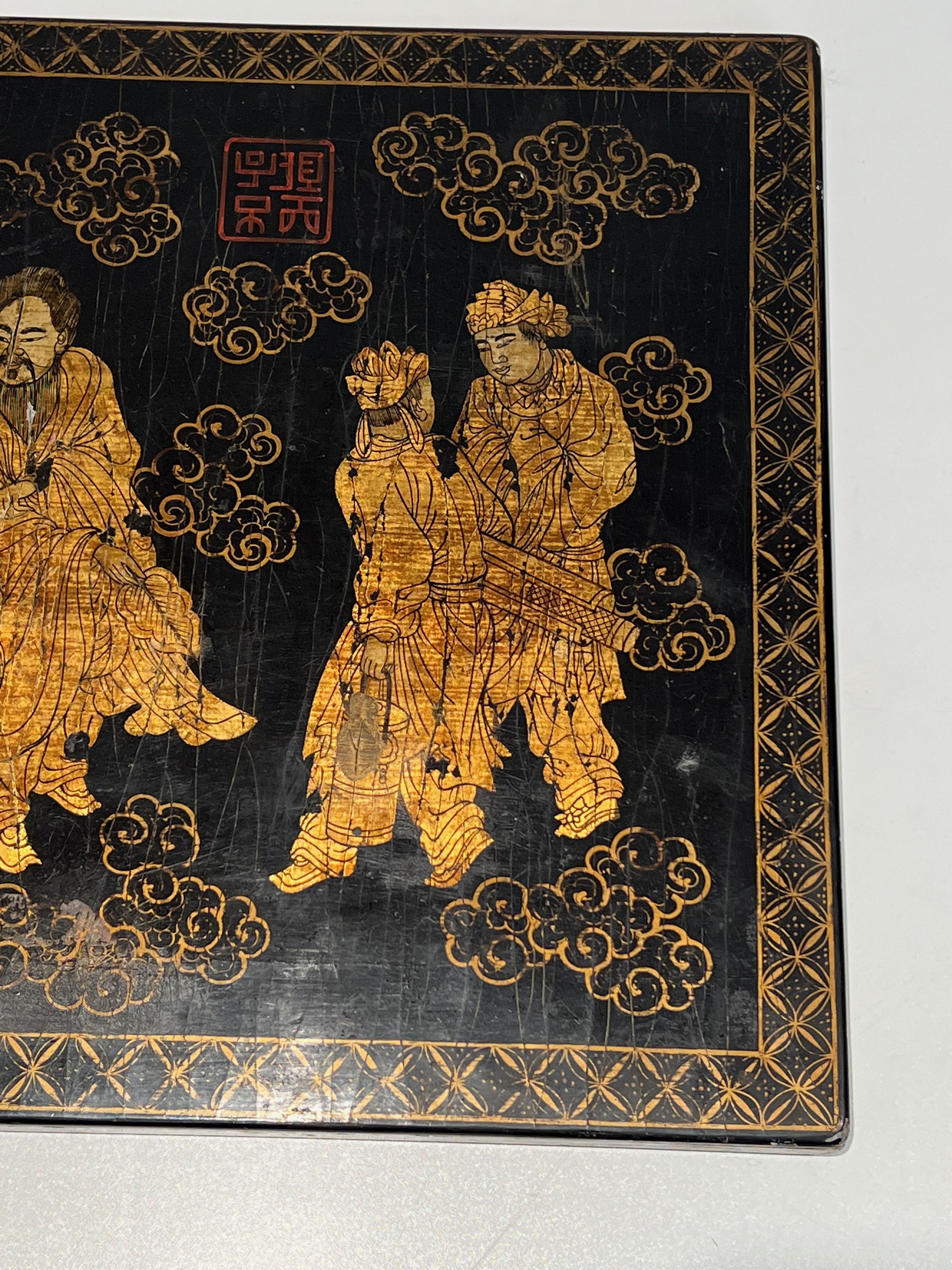 Lacquer and Gilding Painting with Chinese Decors. French work. Circa 1970 For Sale 4