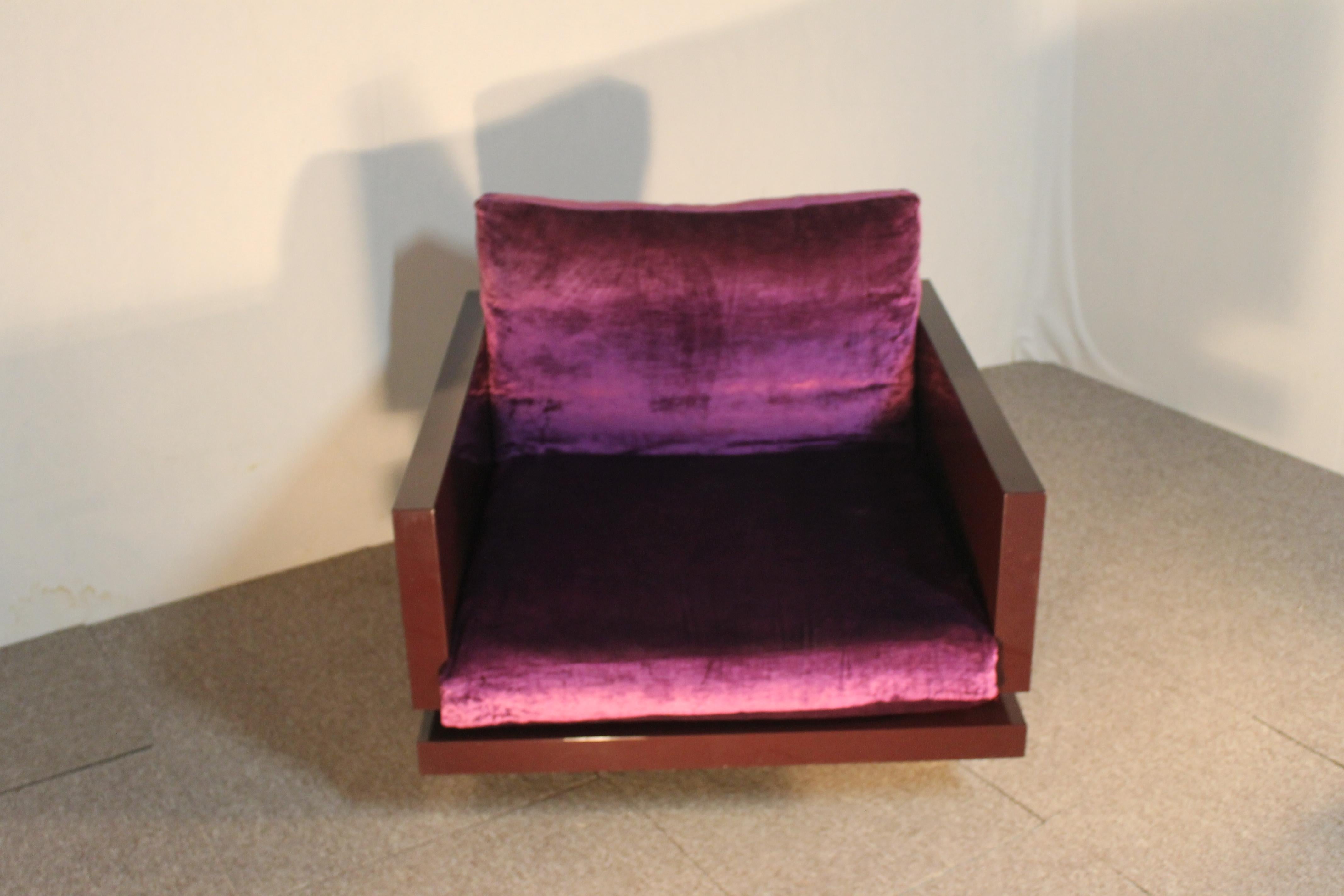 Lacquer Armchair, Maison Versace, 1970 In Good Condition For Sale In Nice, FR
