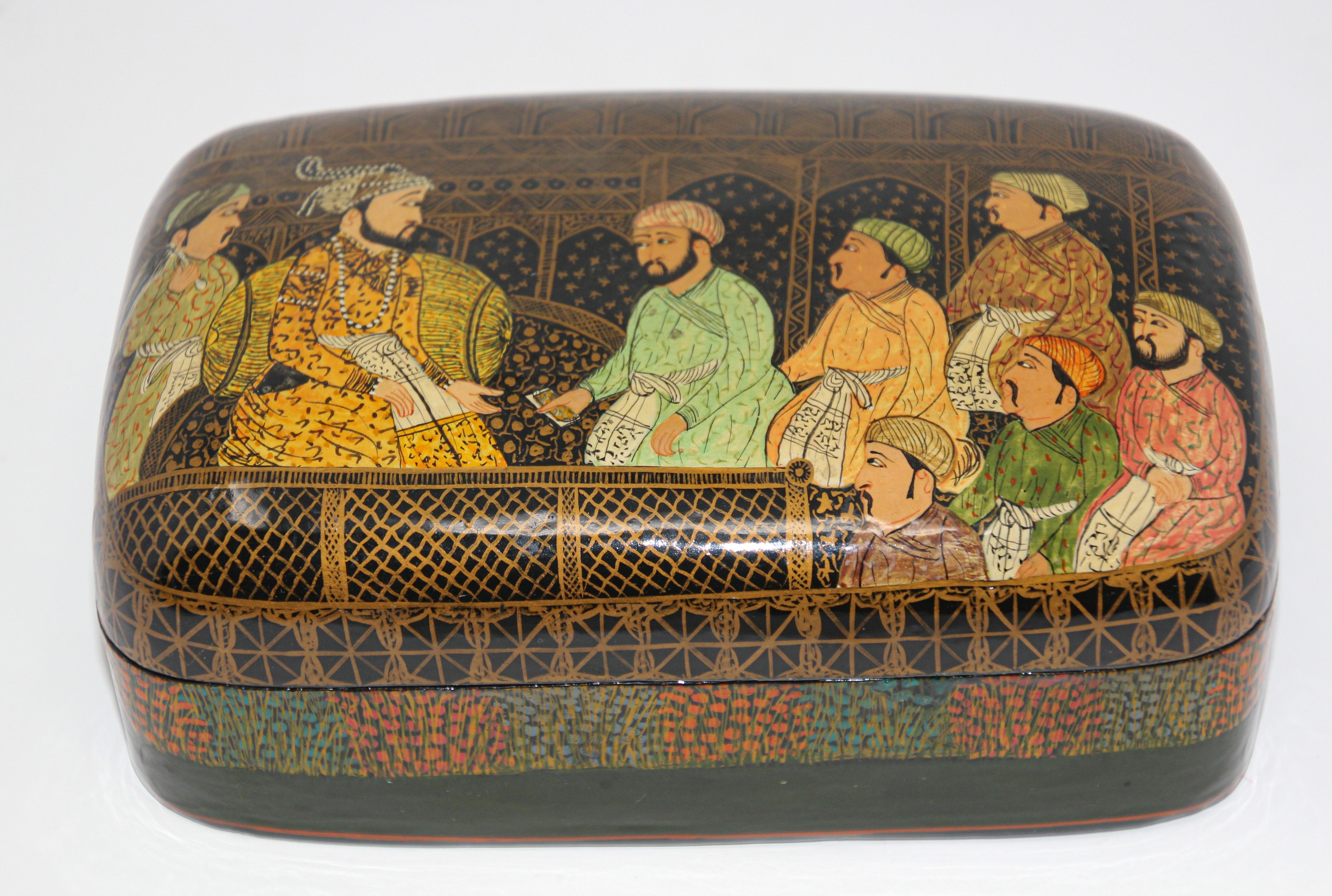 Lacquer Box Hand Painted with Mughals Maharajahs, Kashmir, India 3