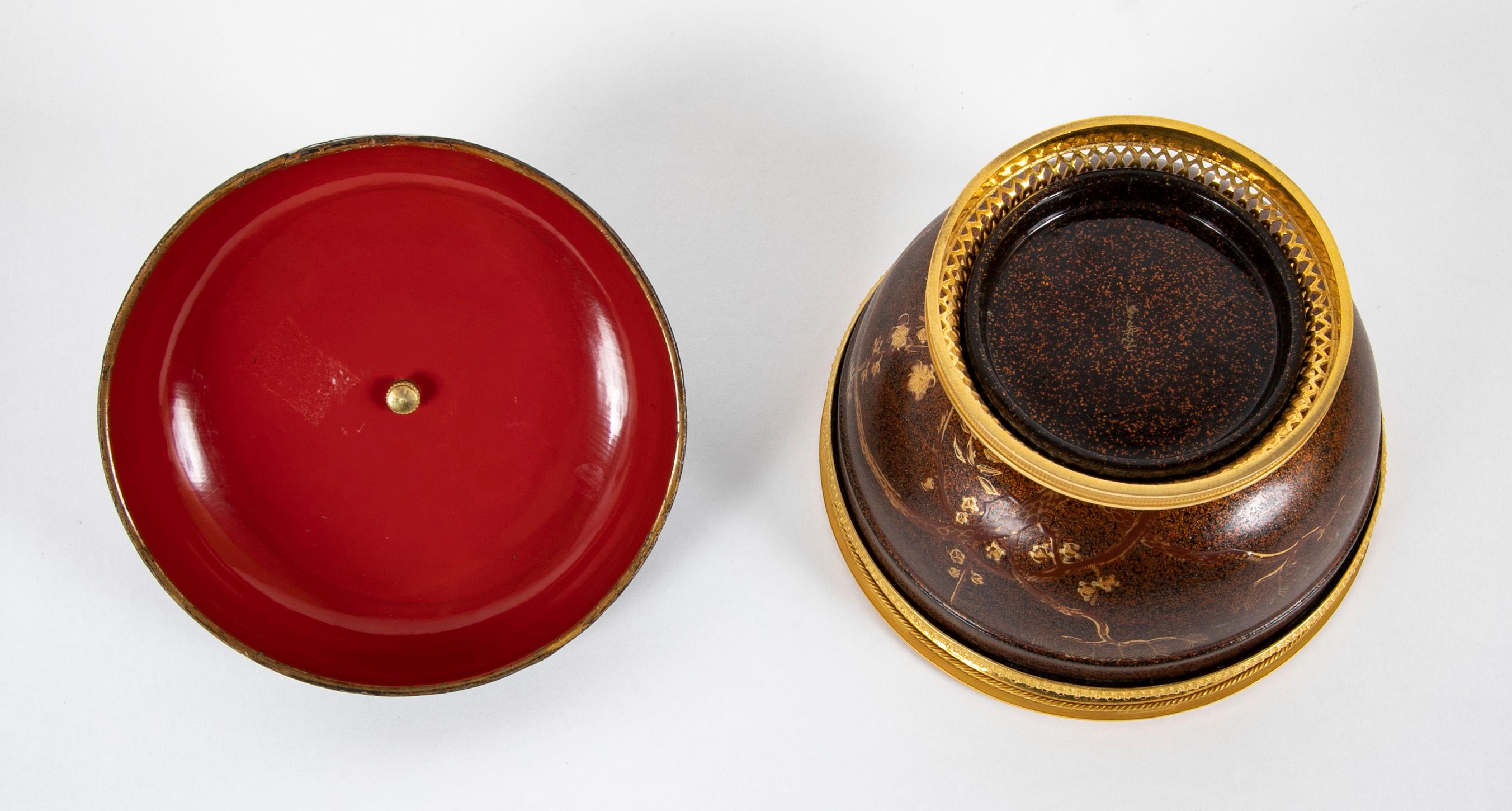 18th Century and Earlier Lacquer Potpourri For Sale
