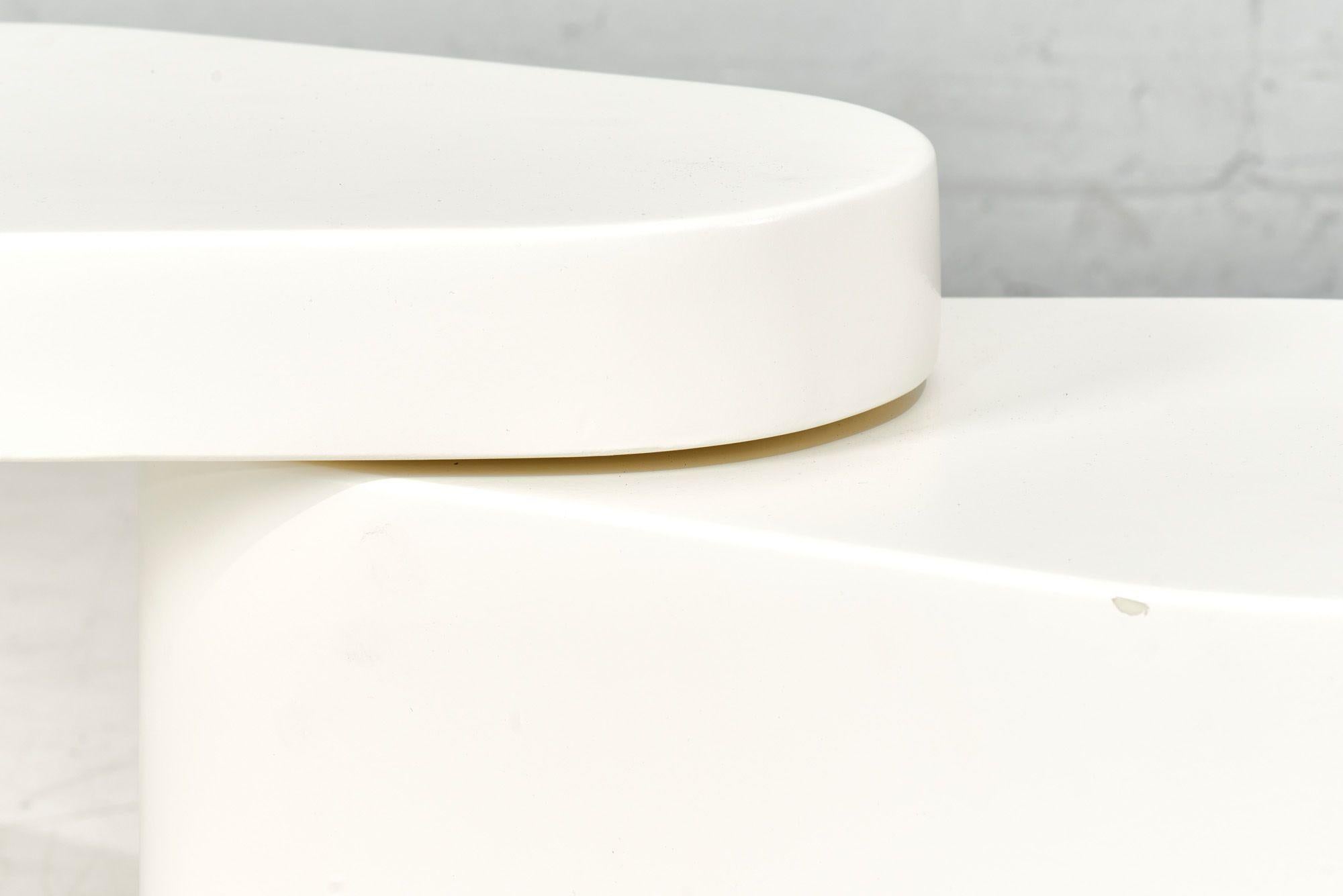 Lacquer Swivel Side/End Table, 1970 2