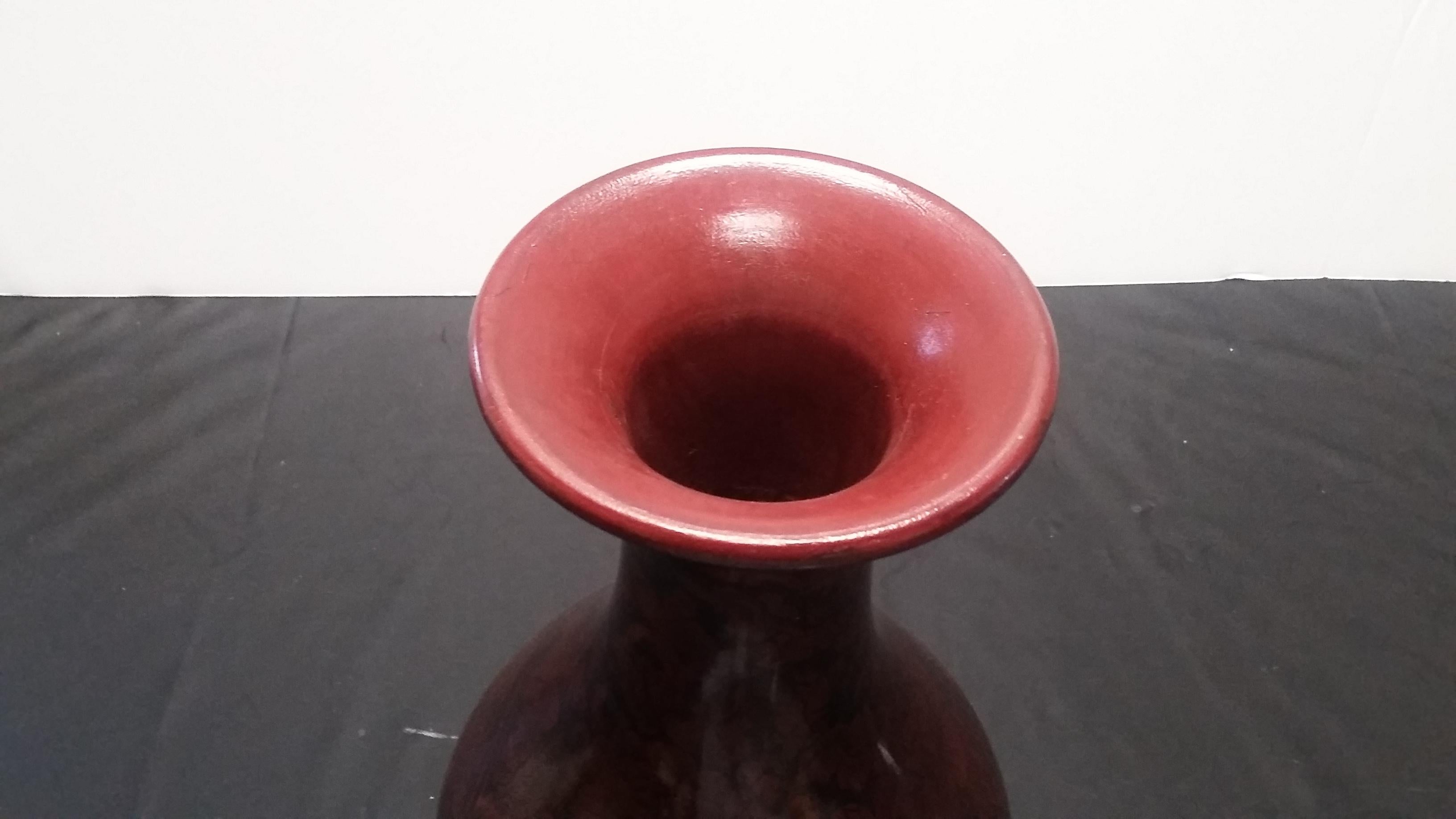 vase ancien en laque du 19e siècle motif floral asiatique Bon état - En vente à Stamford, CT