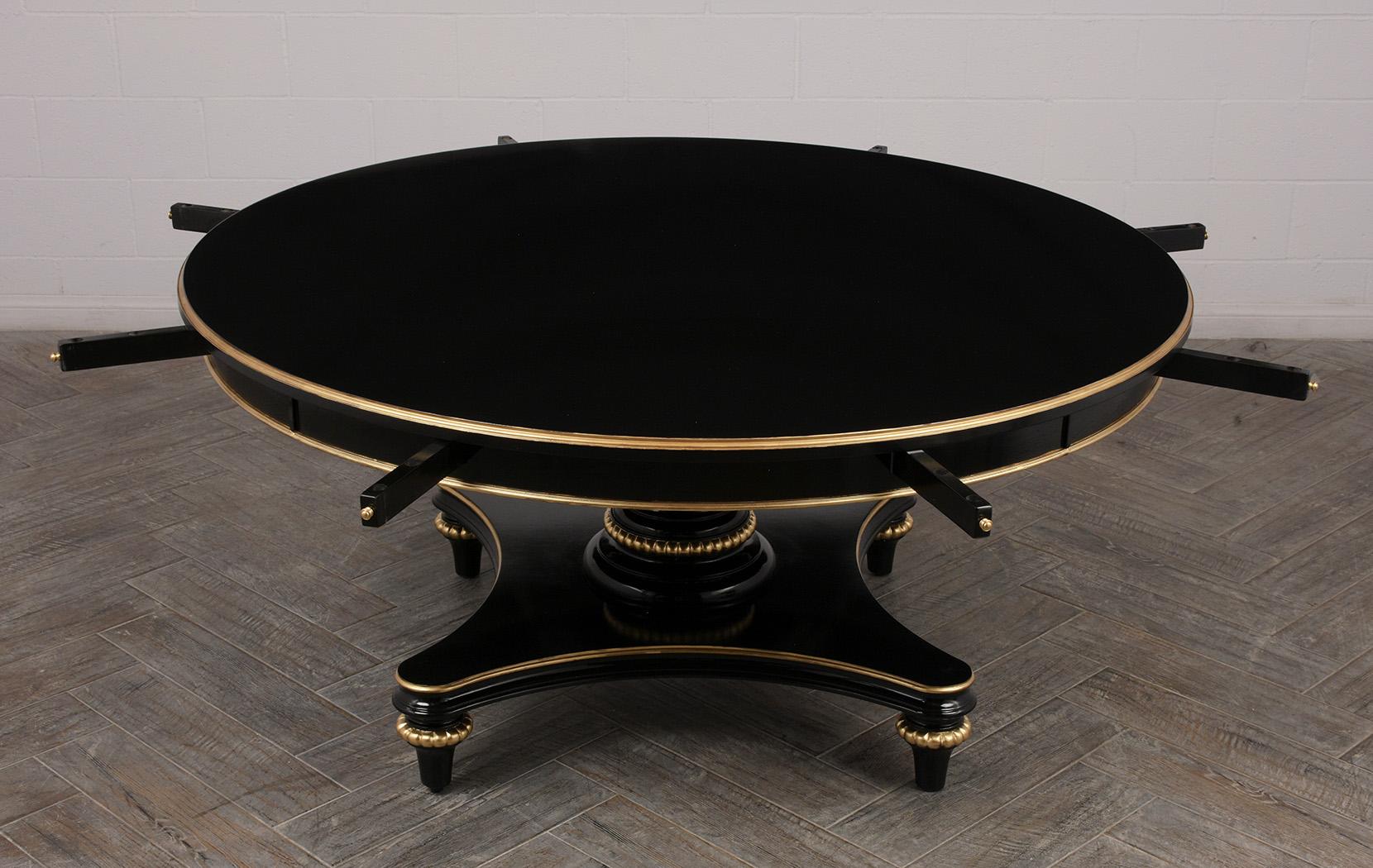Lacquered 1970s Regency Round Dining Table with Extensions In Good Condition In Los Angeles, CA