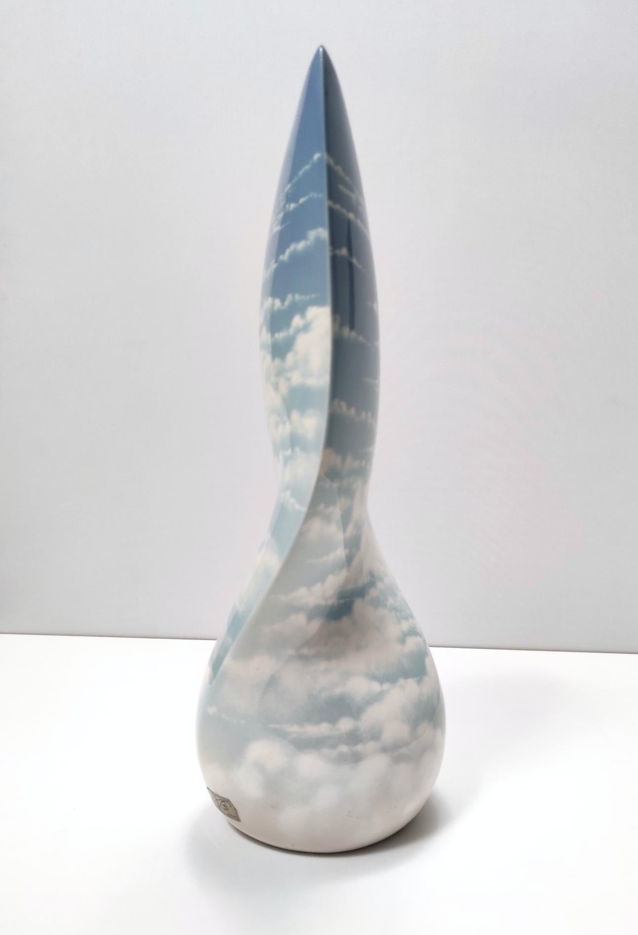 Mid-20th Century Lacquered and Airbrushed Ceramic Centerpiece /Vase Model Nr 182/2 by Vibi, Italy For Sale