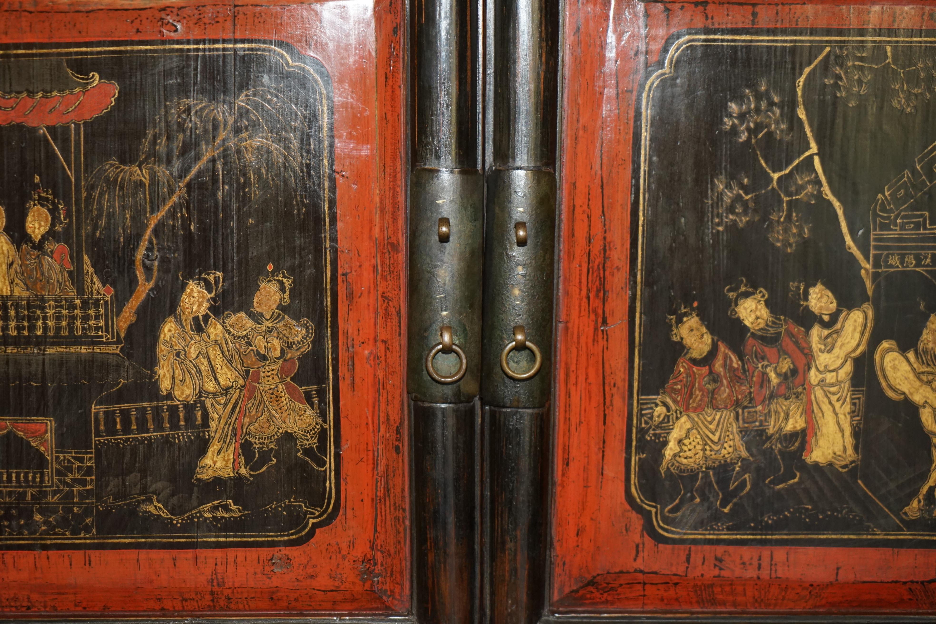 LACQUERED ANTiQUE CHINESE EXPORT CIRCA 1920 COMPOUND CABINET CUPBOARD DRAWERS For Sale 2