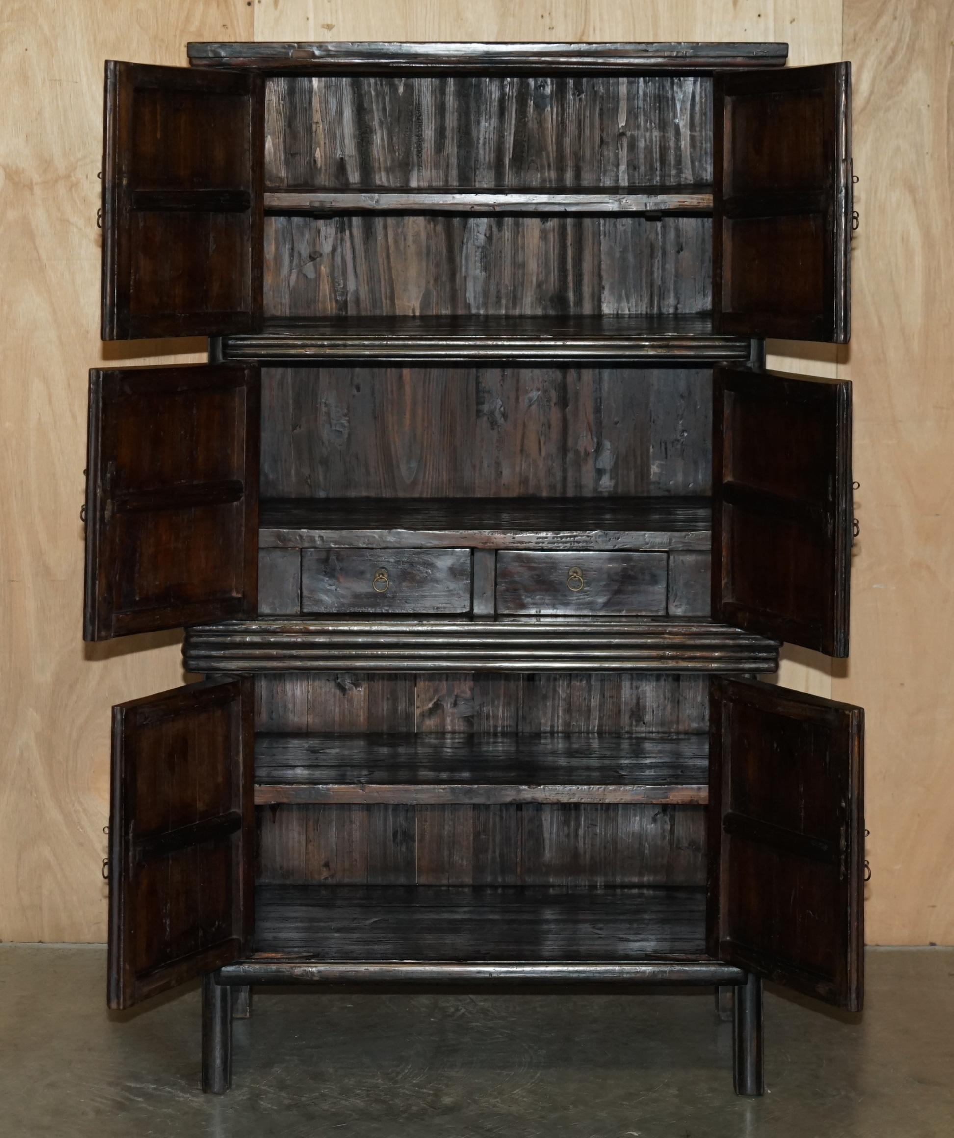 LACQUERED ANTiQUE CHINESE EXPORT CIRCA 1920 COMPOUND CABINET CUPBOARD DRAWERS For Sale 8