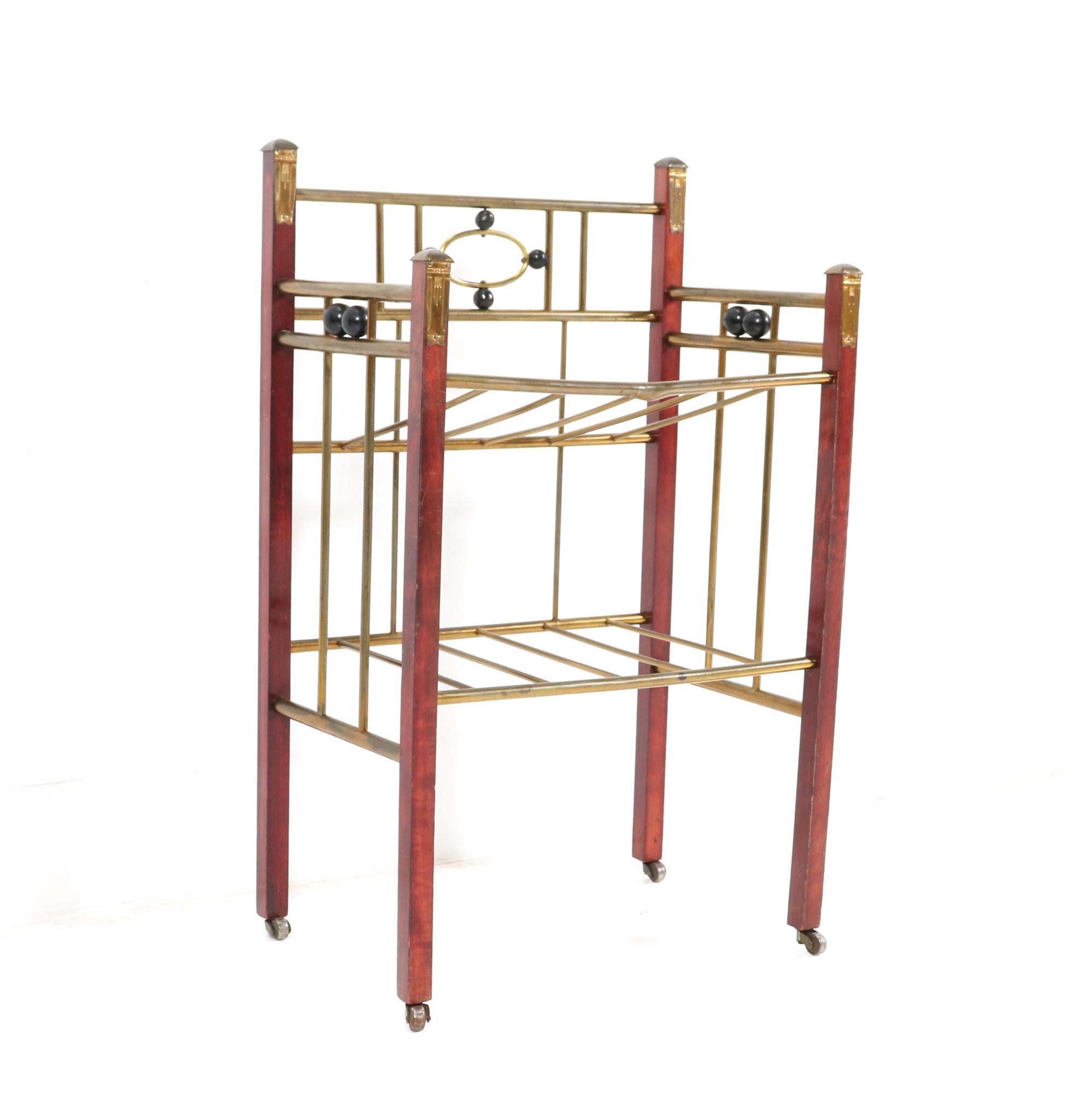 Lacquered Beech Vienna Secession Magazine Rack or Stand, 1900s In Good Condition For Sale In Amsterdam, NL