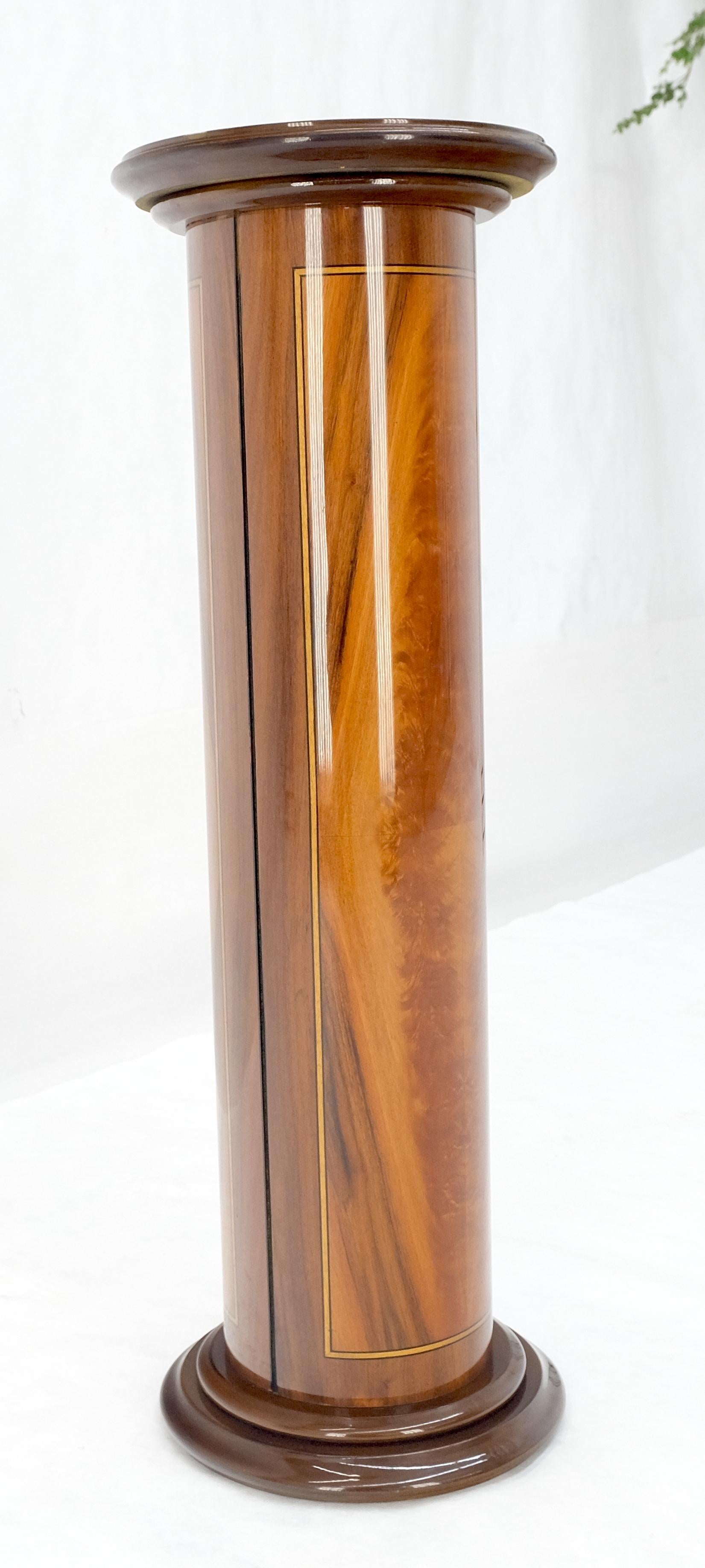 Table à lampe en bois de ronce laqué moderne du milieu du siècle MINT en vente 6