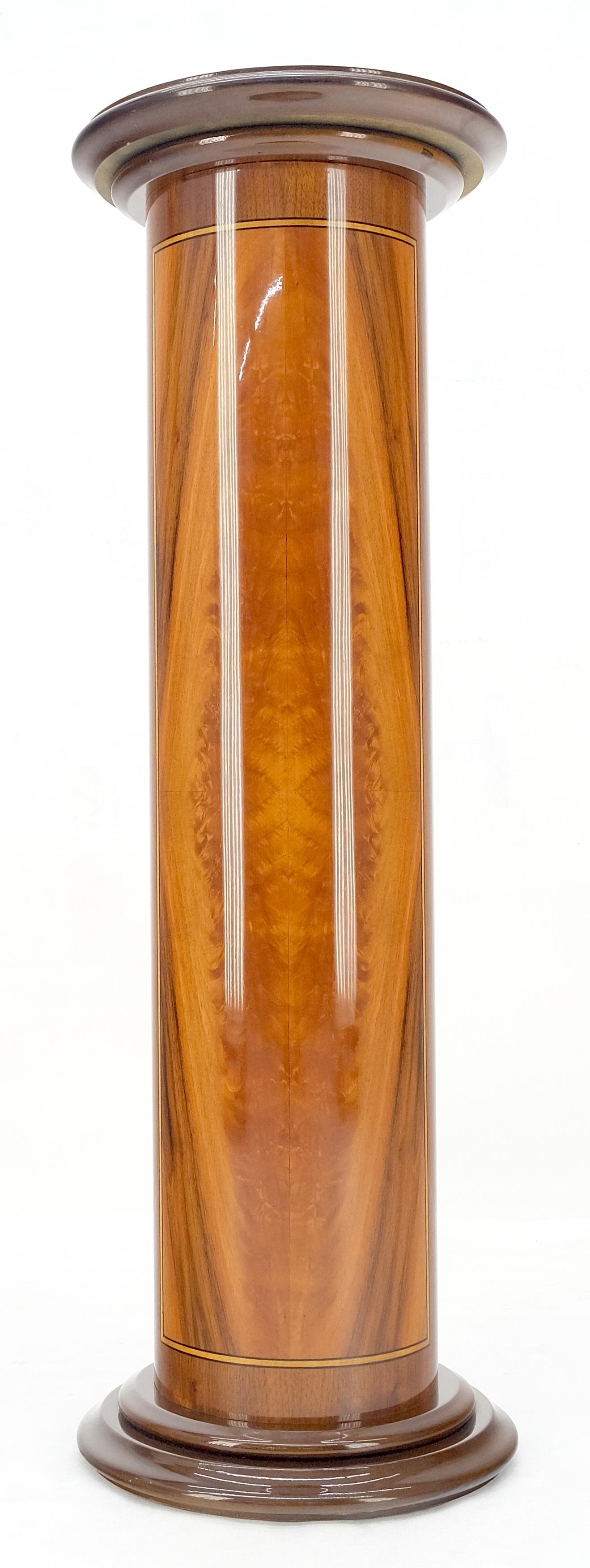 Table à lampe en bois de ronce laqué moderne du milieu du siècle MINT Bon état - En vente à Rockaway, NJ
