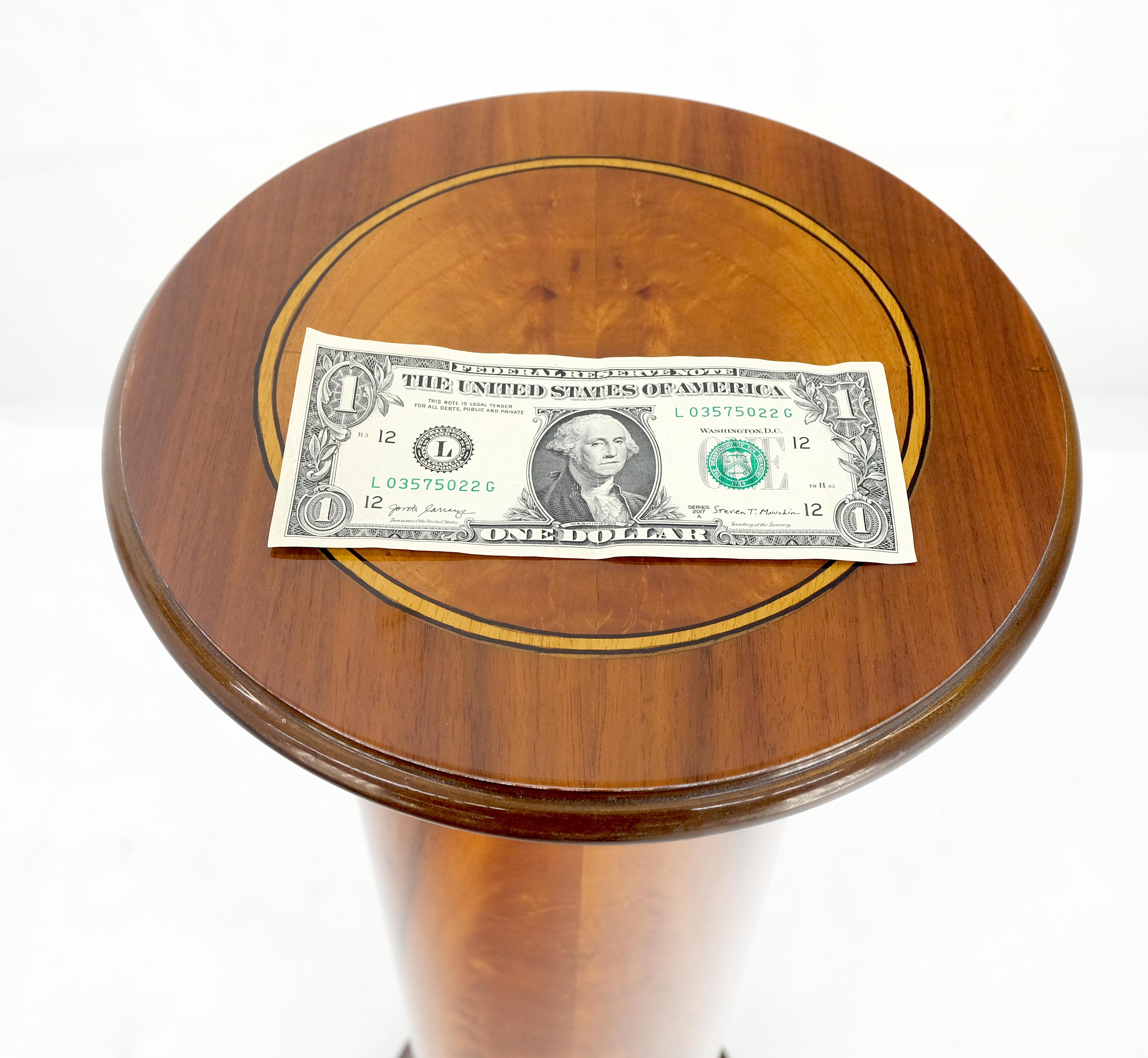 Table à lampe en bois de ronce laqué moderne du milieu du siècle MINT en vente 1