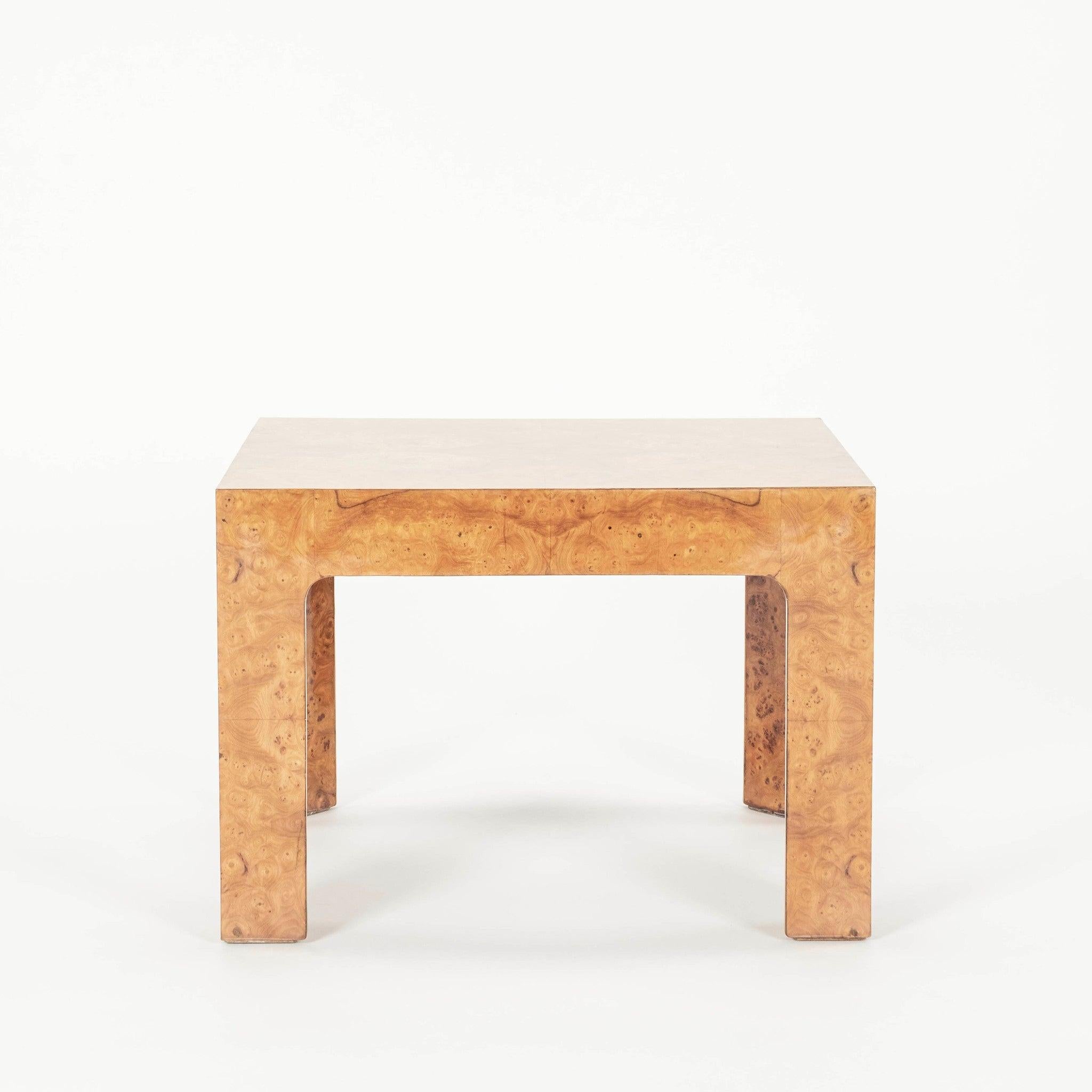 Lackierter Beistelltisch aus Burl Wood im Zustand „Gut“ im Angebot in Houston, TX