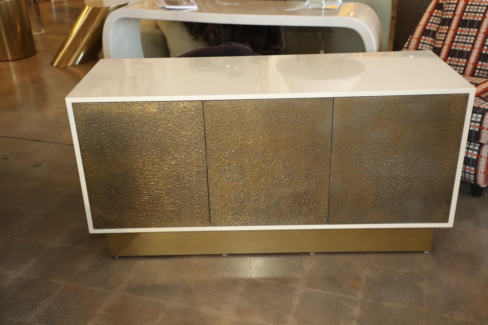 Lacquered Cabinet with Brass Textured Doors 1