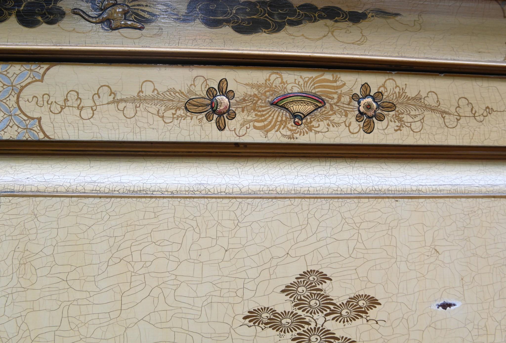 Lacquered Chinoiserie Cabinet Closet Linen Press 1880 For Sale 5