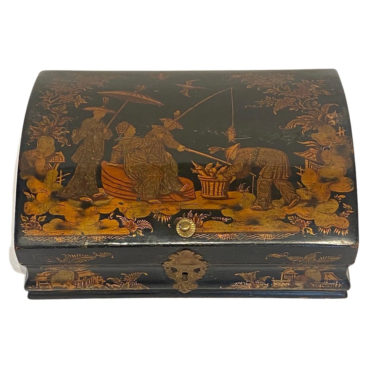 Boîte àignée laquée style chinoiseries