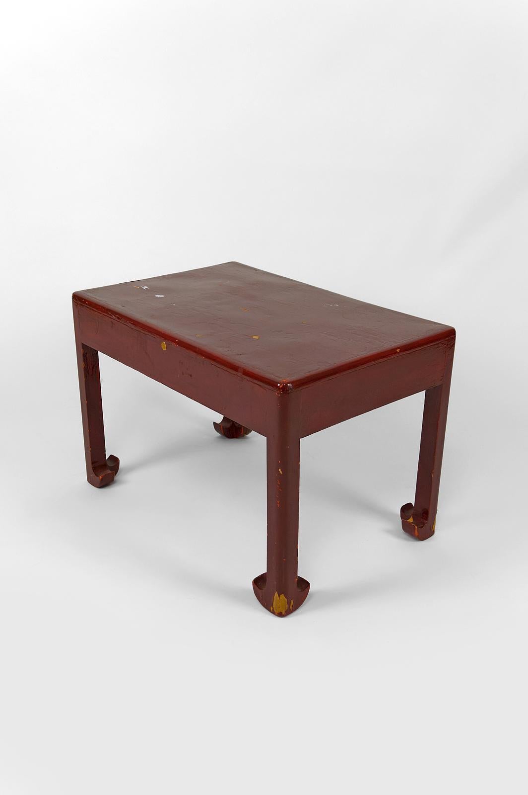 Early 20th Century Lacquered coffee table / end table by Paul Poiret for Atelier Martine, France