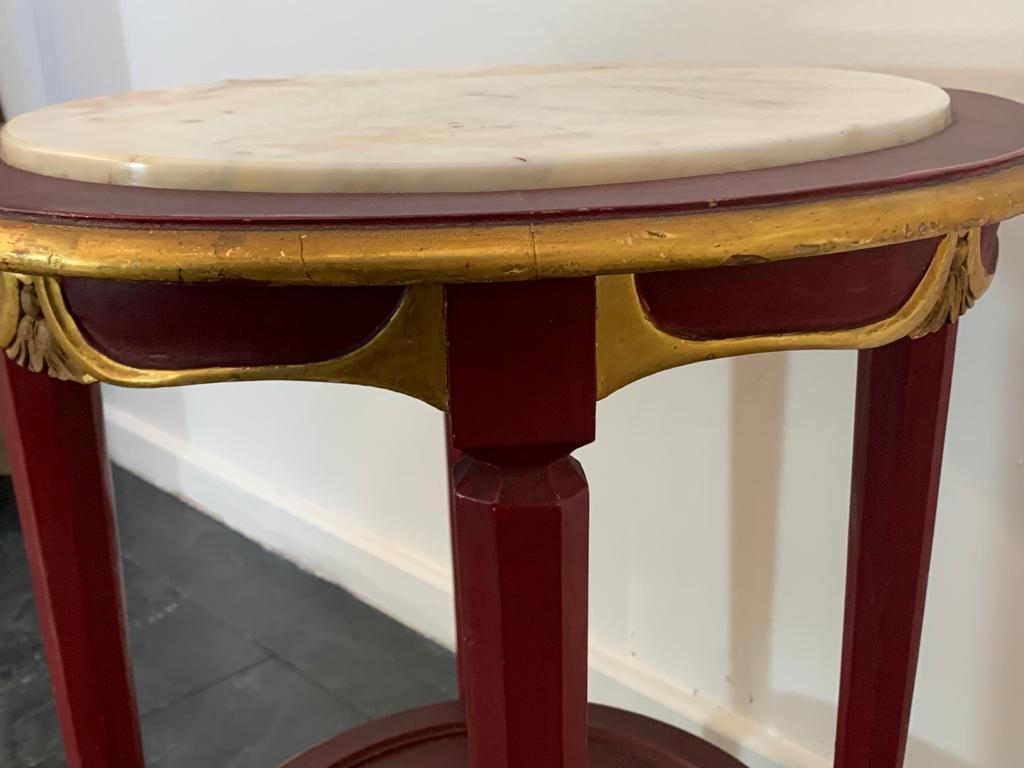 Mesa de centro lacada con tapa de mármol, años 30 Hoja de oro en venta