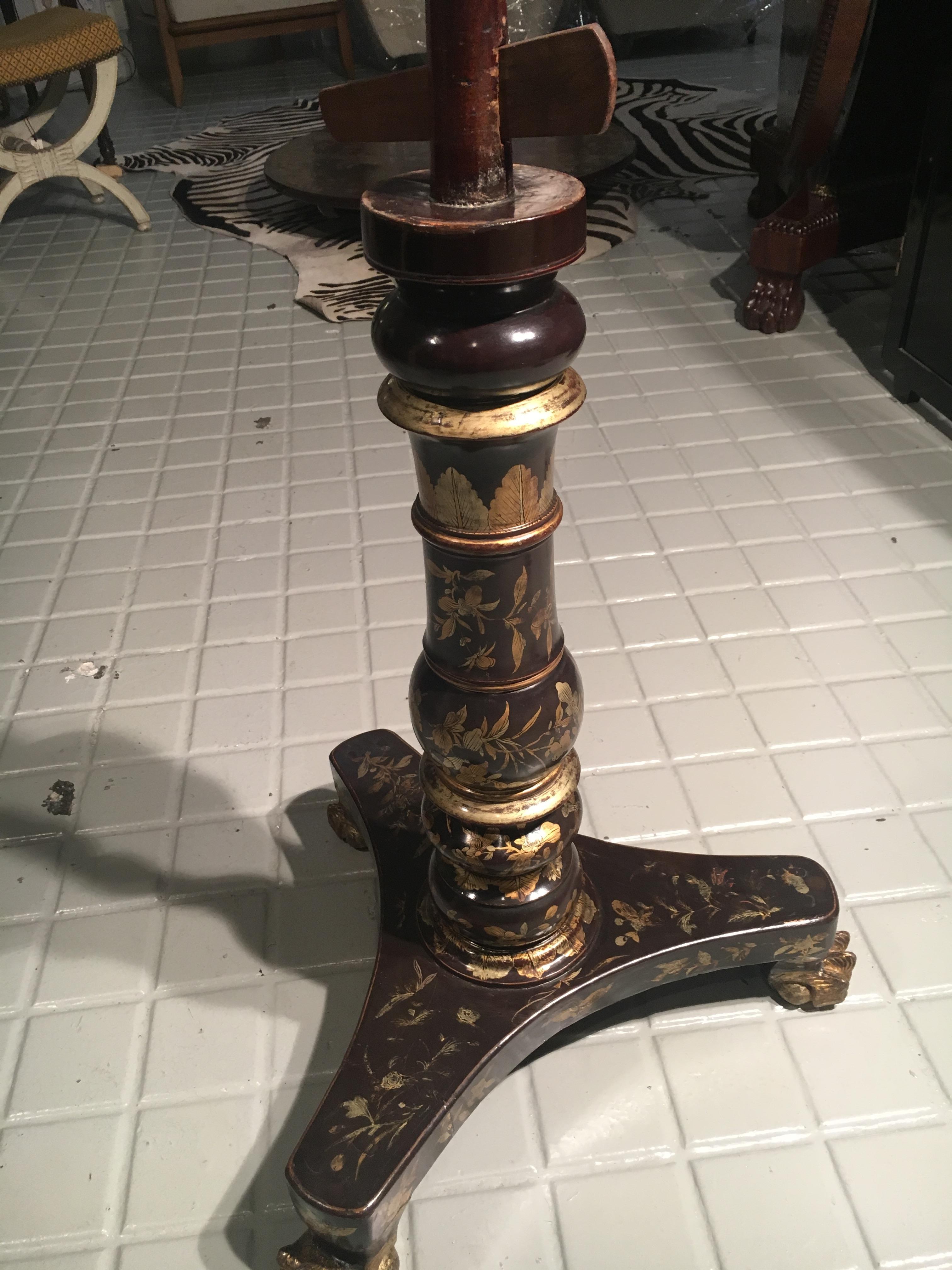 Lacquered Colonial Pedestal Table, First Quarter of the 19th Century 2