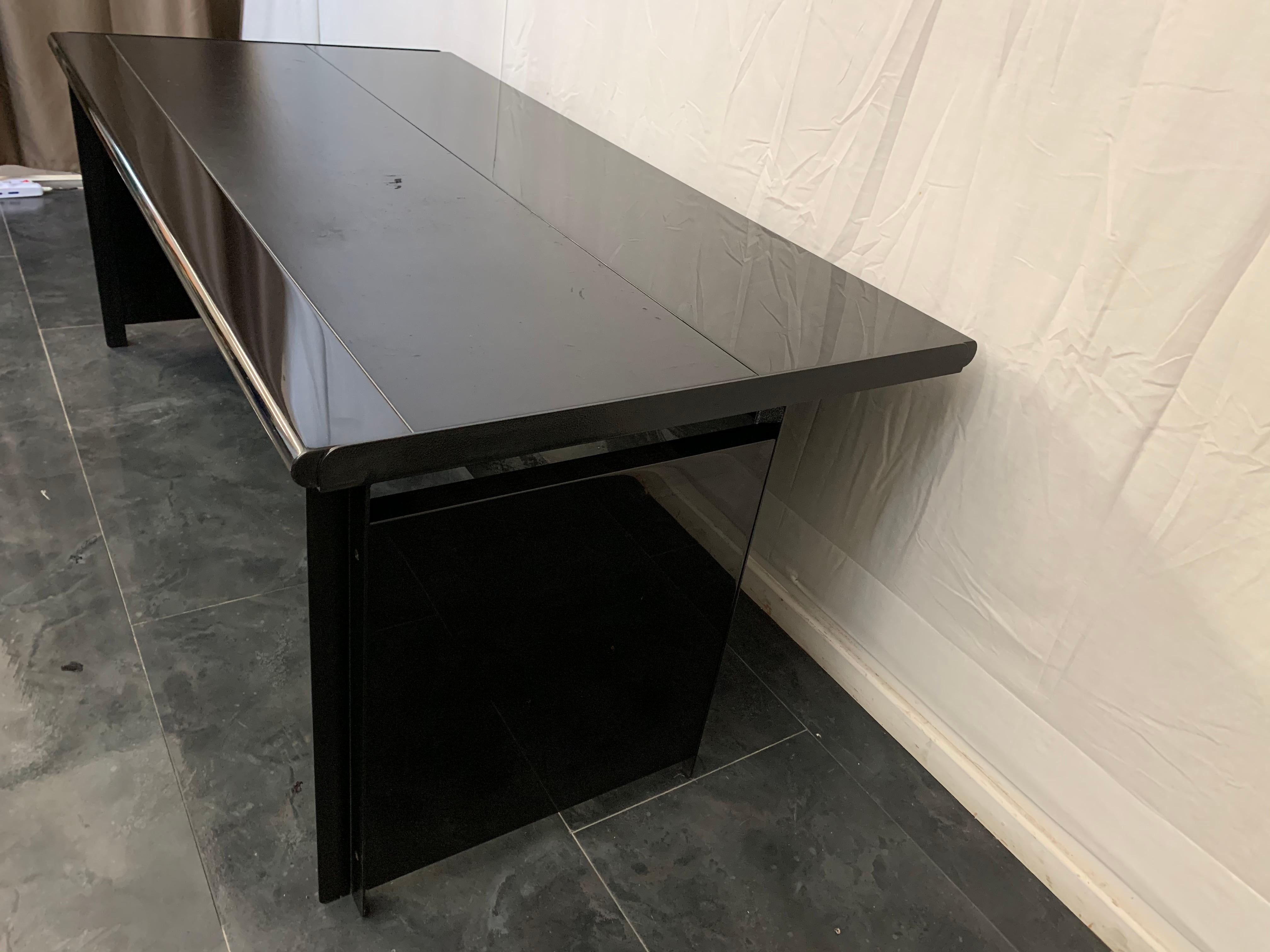 Bureau laqué avec plateau en cuir par Kazuhide Takahama pour Simon, années 70 en vente 4