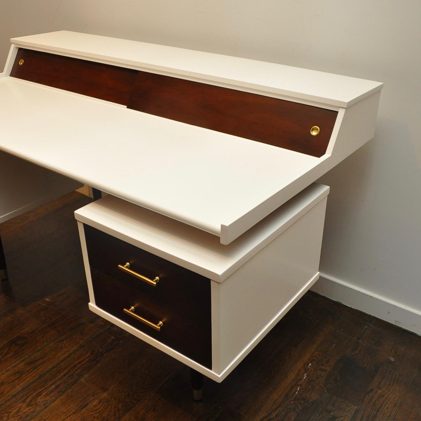 Mid-Century Modern Lacquered Drexel Biscayne Desk 