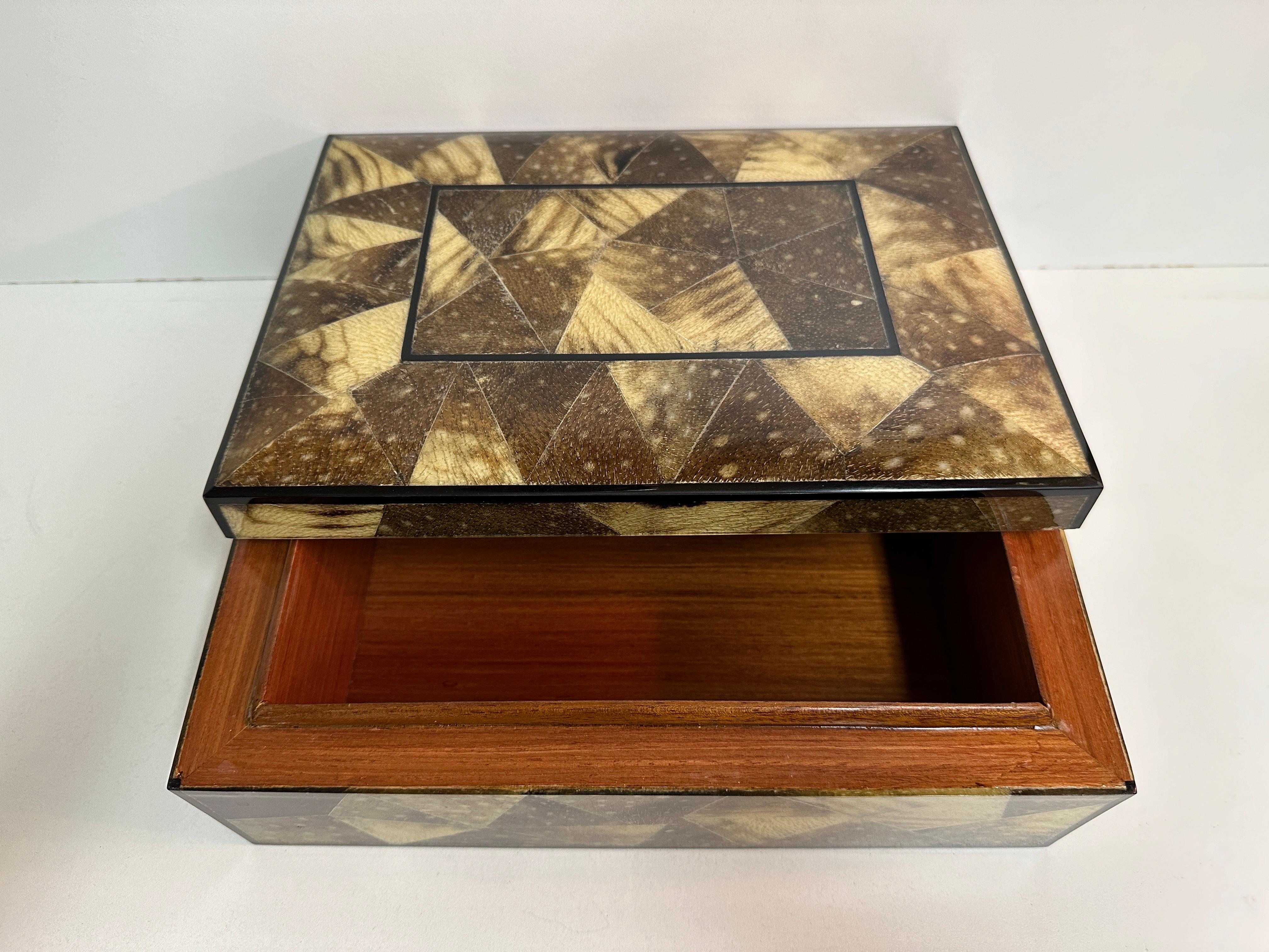 Lacquered Exotic Fish Skin Jewelry Box in the Style of Karl Springer For Sale 4