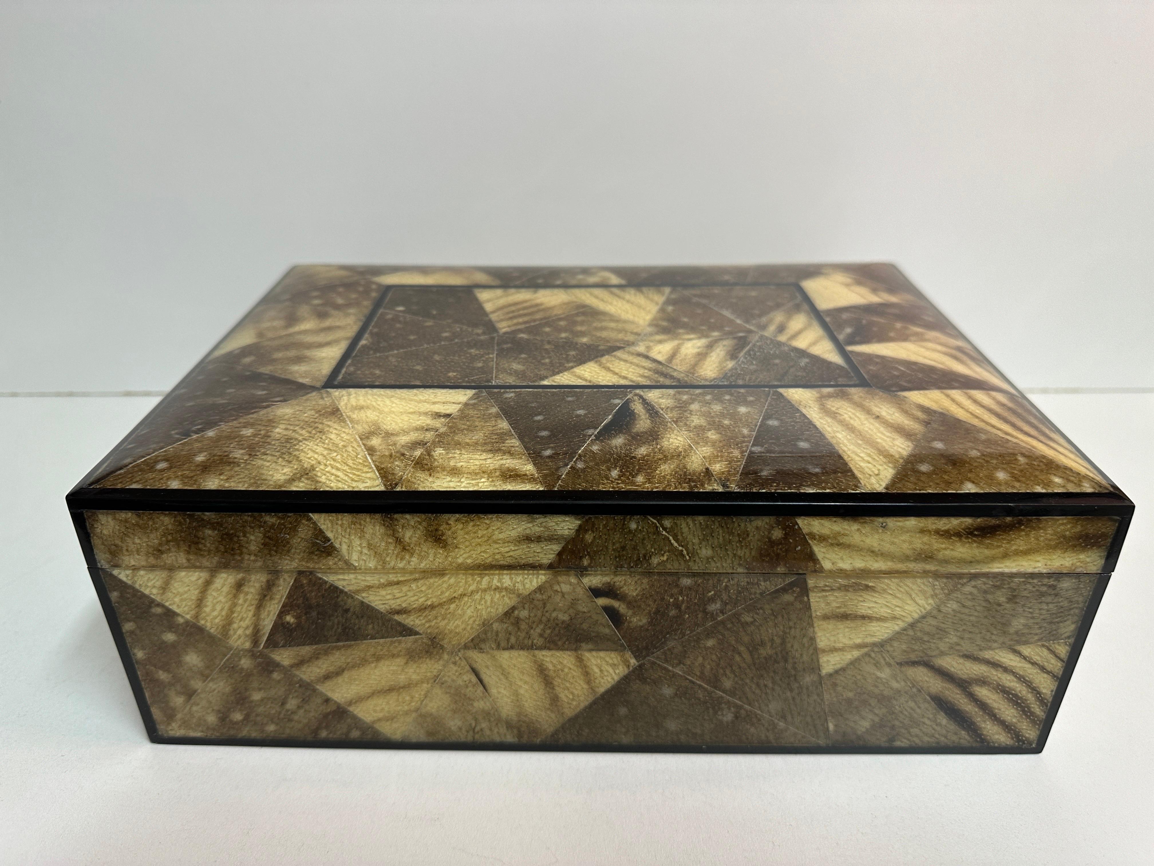 Philippine Lacquered Exotic Fish Skin Jewelry Box in the Style of Karl Springer For Sale