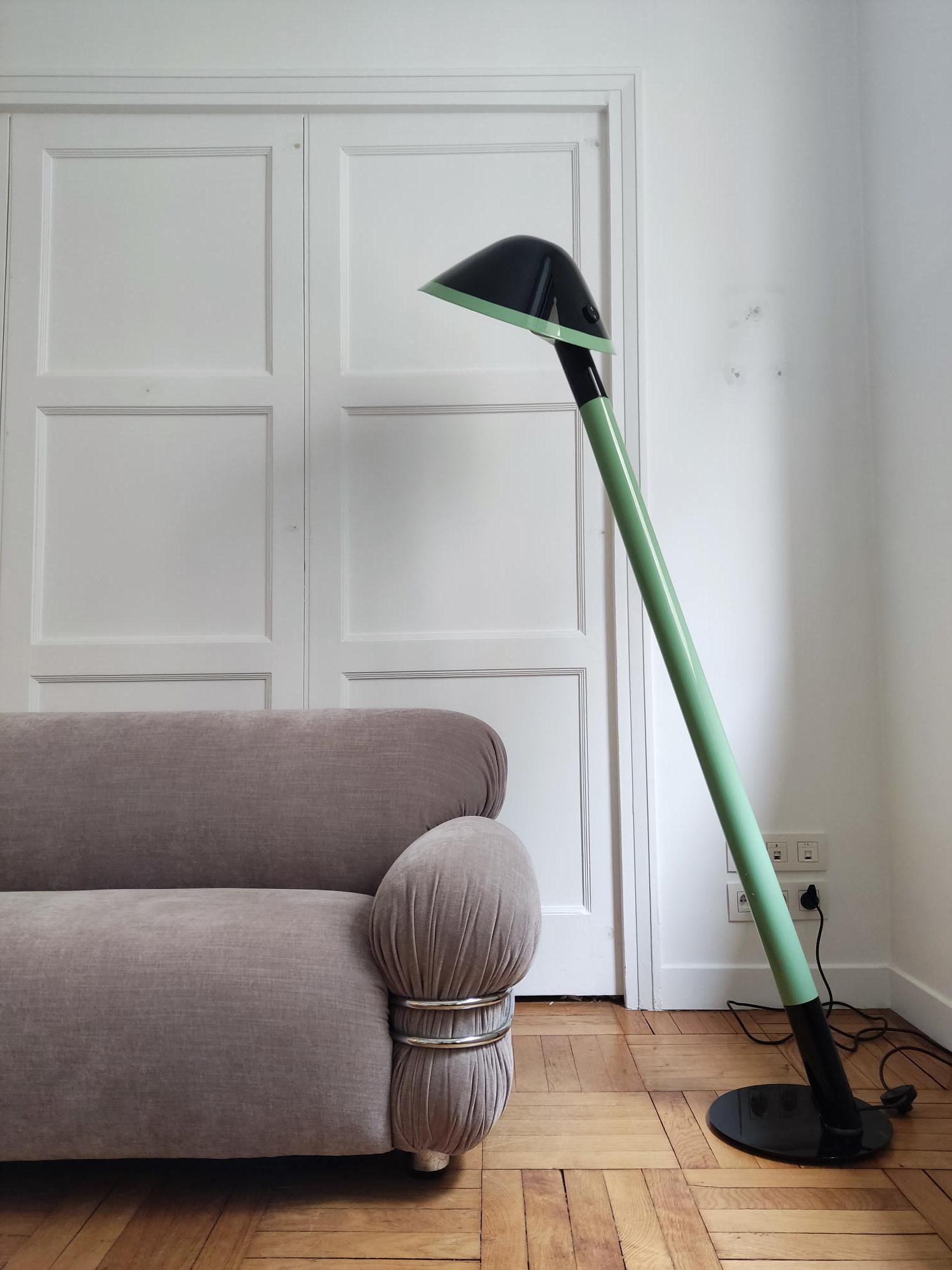 French Lacquered floor lamp - the man who leans - France 1970 For Sale