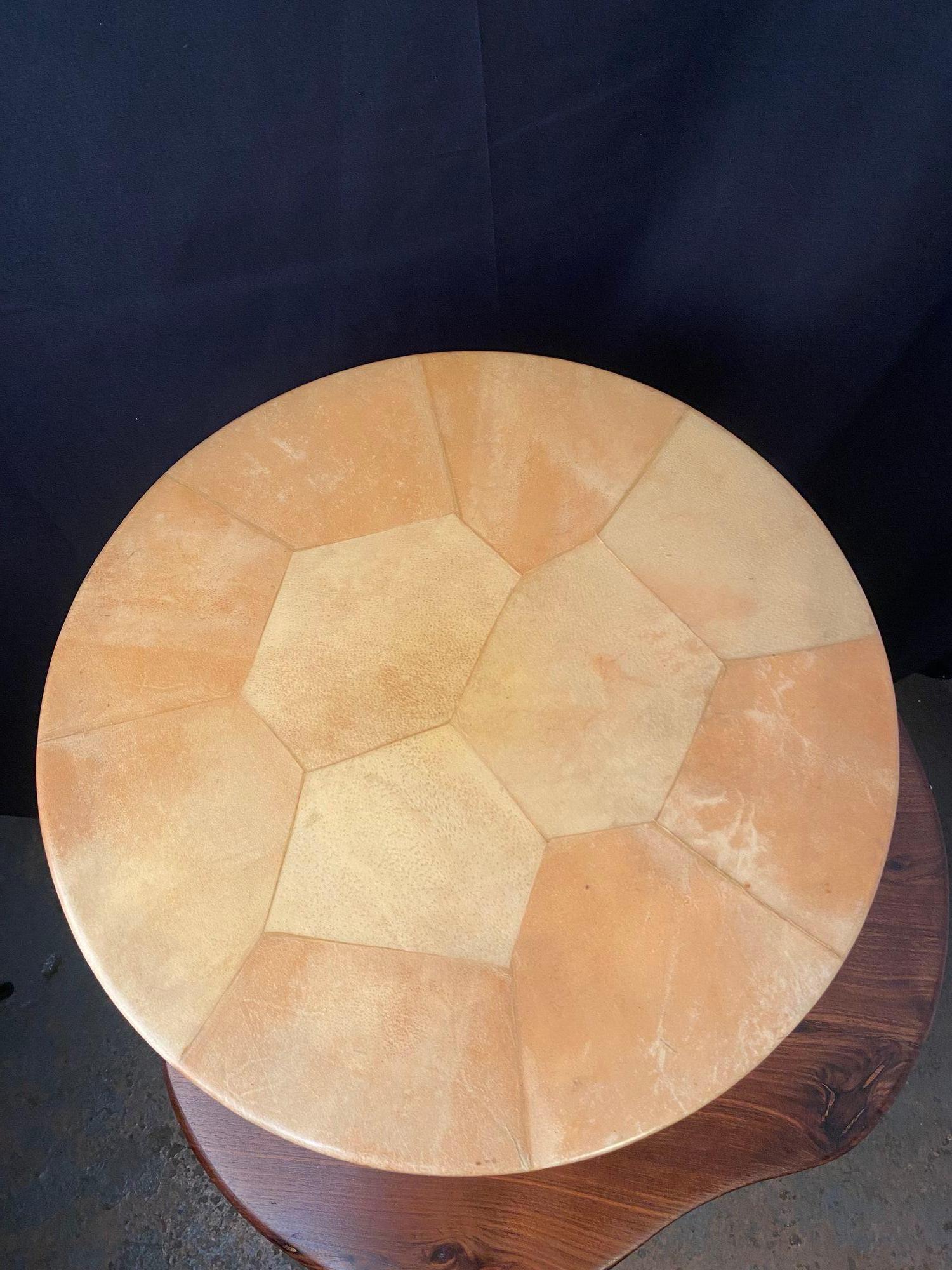 Pedestal de piel de cabra lacada Italia Años 50 en venta 2