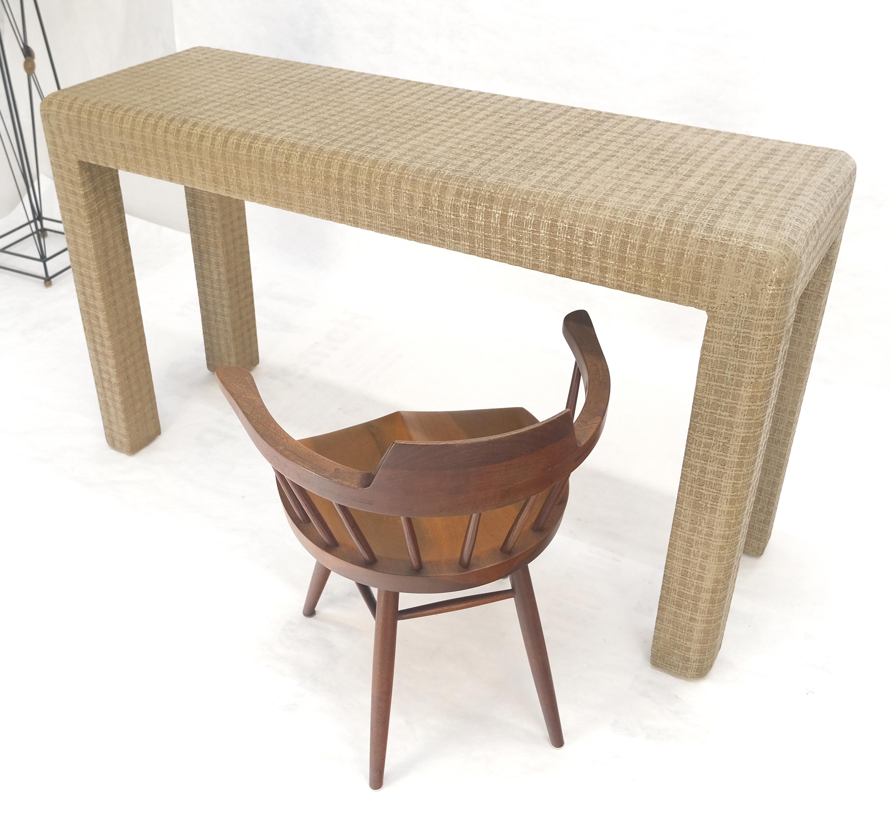 lacquered Grass Cloth Mid Century c1970s Console Sofa Table MINT In Excellent Condition For Sale In Rockaway, NJ