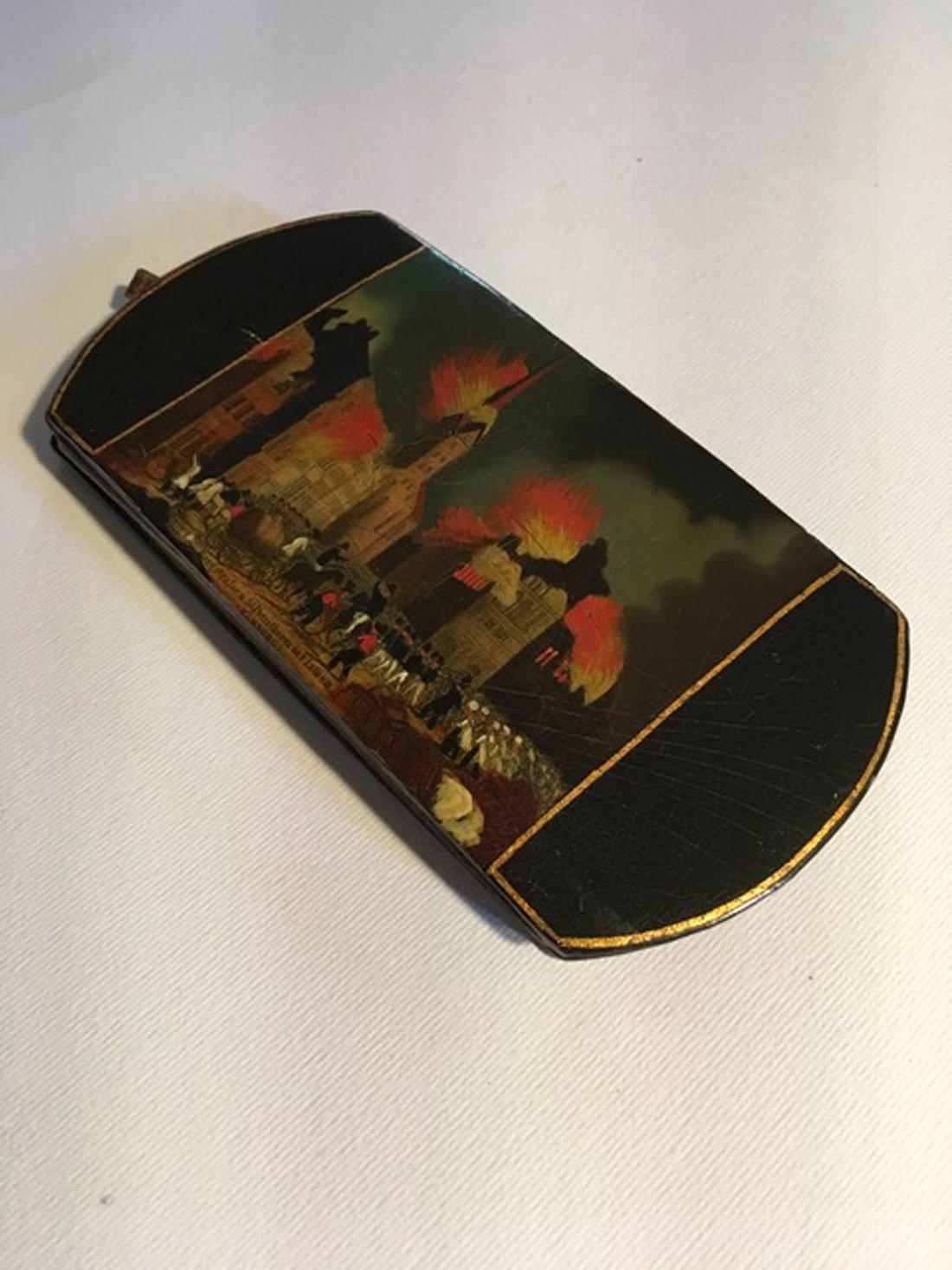 Mid-19th Century Dutch Lacquered Hamburg Fire Scene Wood Snuff Box For Sale 5